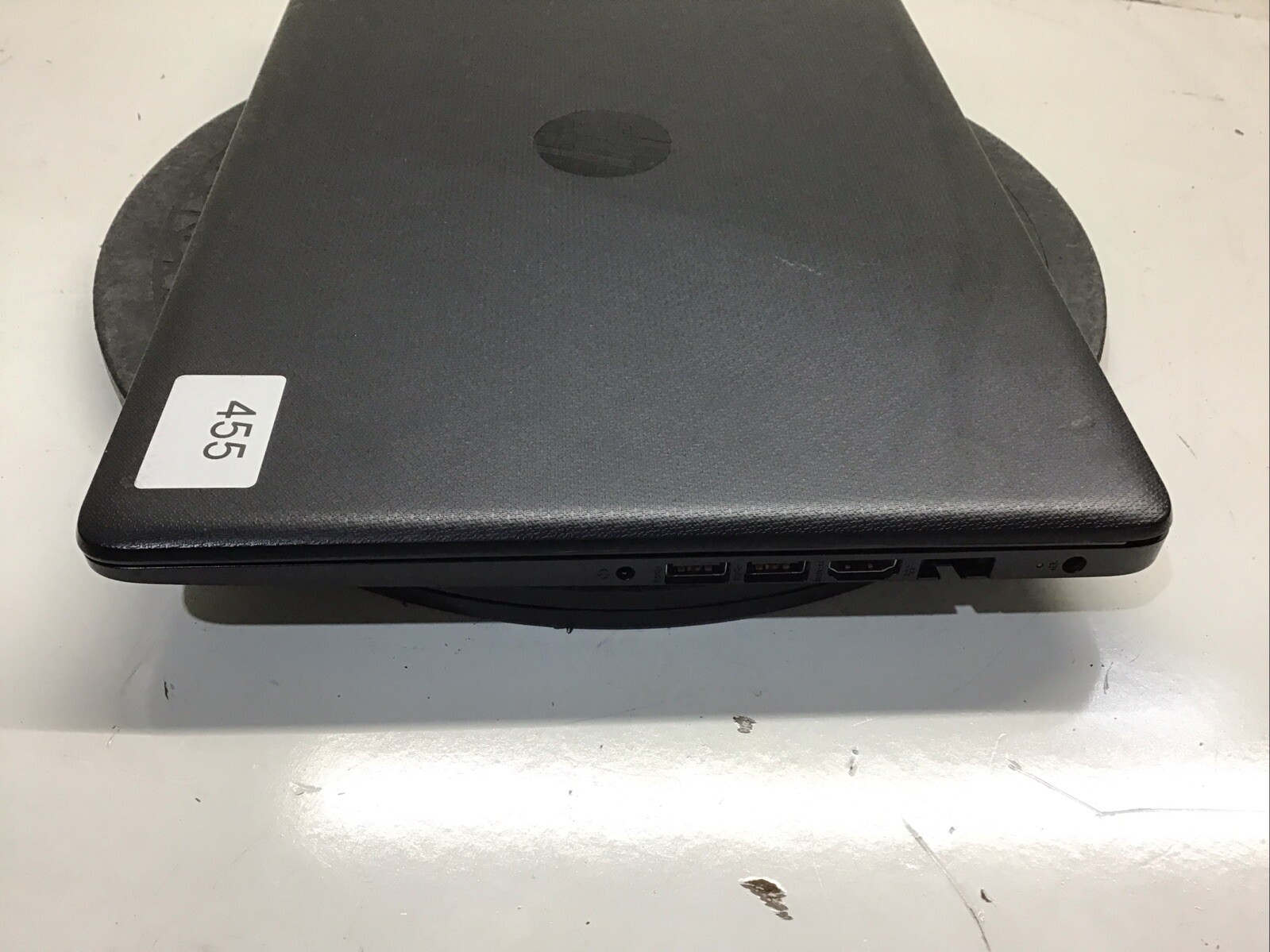 HP Laptop 14-CM0041NR AMD A4-9125 Radeon R3, 2300MHz 4GB NO HDD No Batt