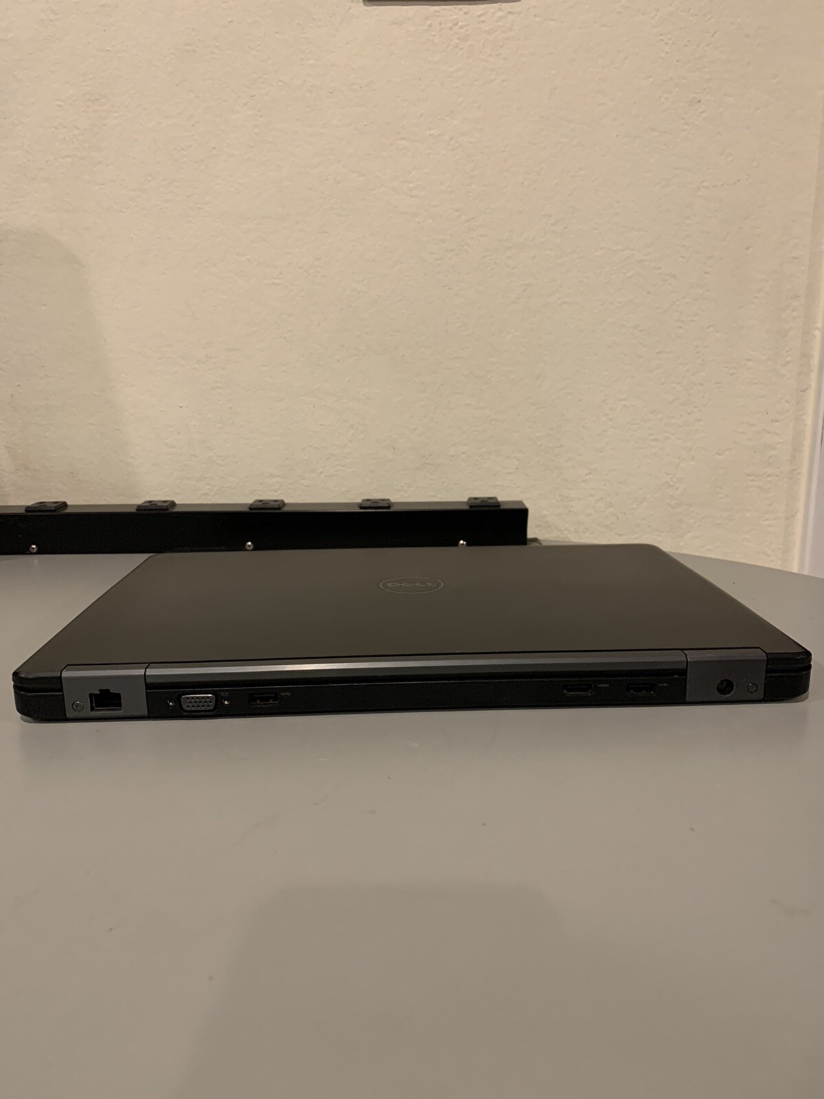 Dell Latitude E5550 15.6″ Intel Core i7 5th Gen. For Parts Not Working ￼