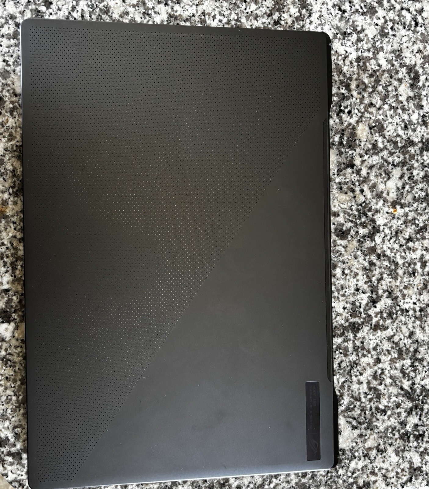 ASUS ROG Zephyrus G16 16in 16GB (Upgraded to 32GB)