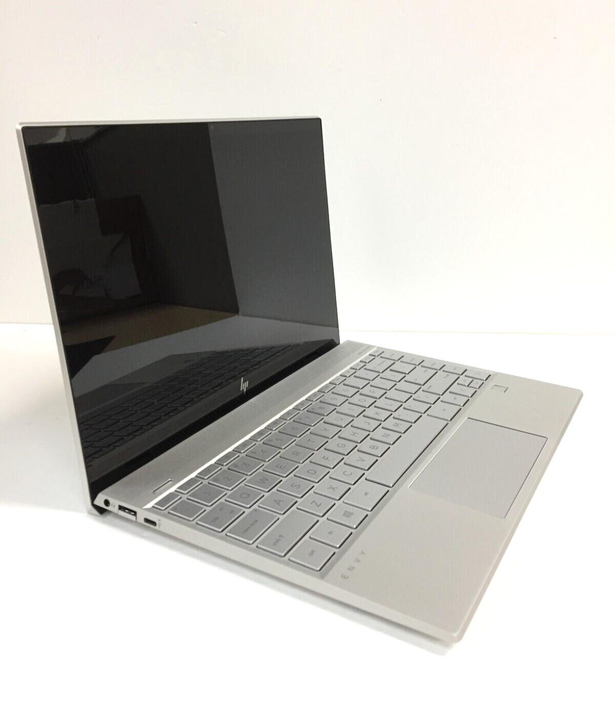 HP Envy 13-aq0011ms 13.3″ Touchscreen Laptop/Intel i5-8265U/8GB/512GB SSD/Win10