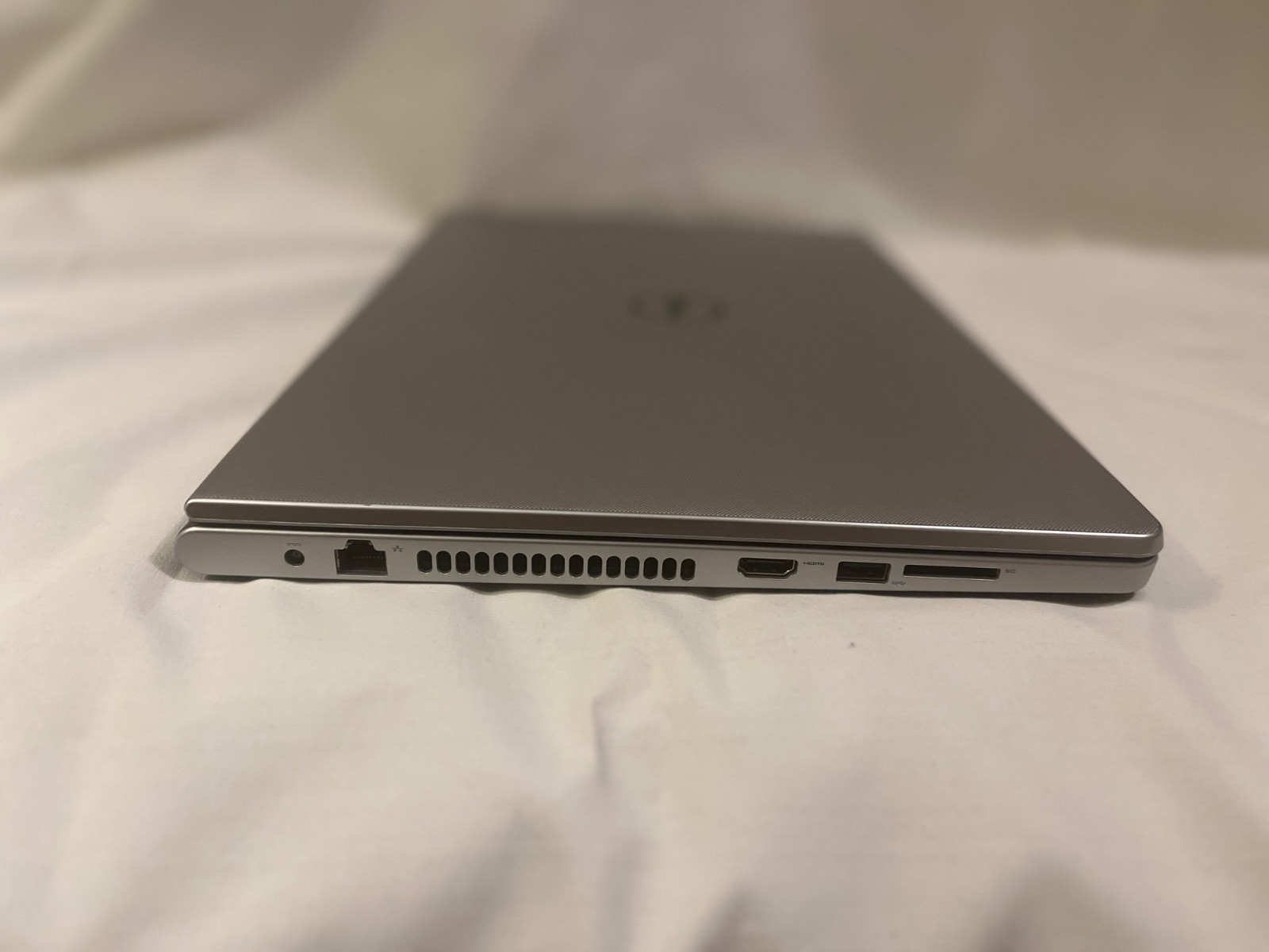 Free Shipping! Dell Inspiron 15 5559, Lightly used condition, New 2 TB SSD