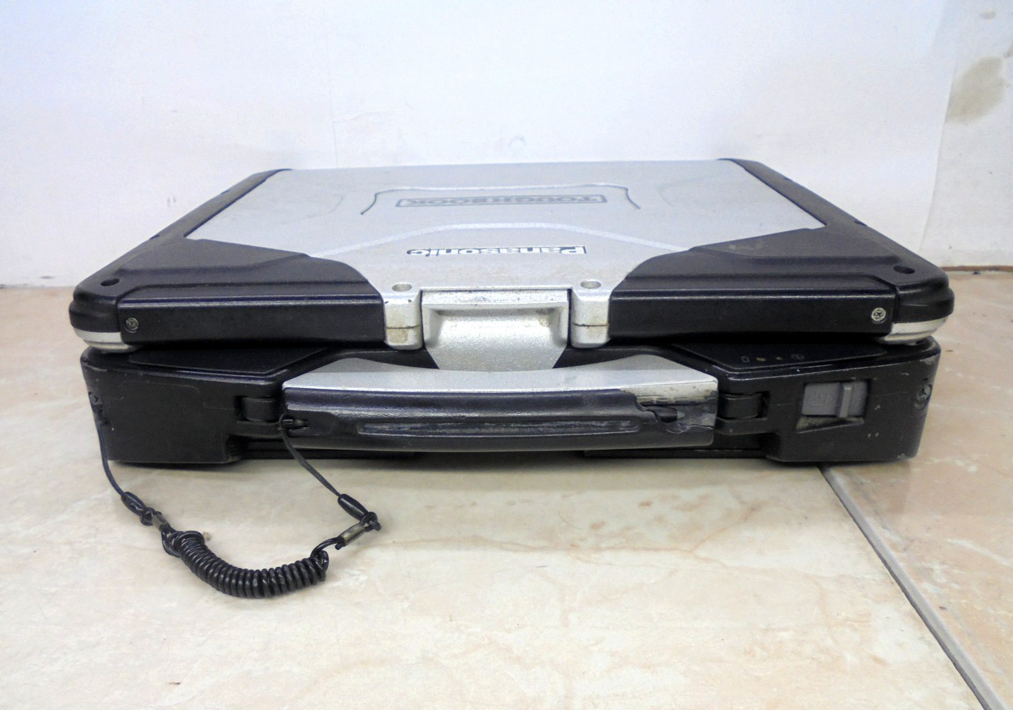 Panasonic Toughbook CF-31 MK4,i5-3340M @2.7GHz. NO HDD,NO caddy & NO Power Adapt