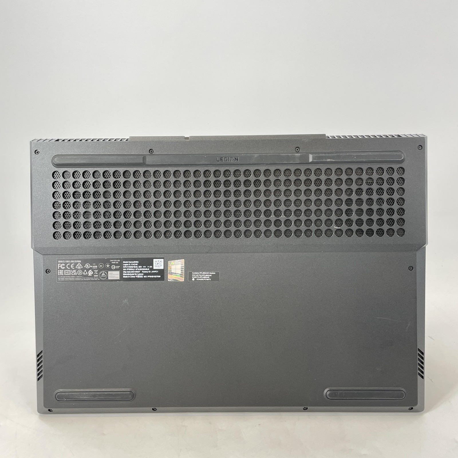 Lenovo Legion 5 17.3 FHD 3.3 GHz Ryzen 5 5600H 8GB 256GB/500GB GTX 1650 Good