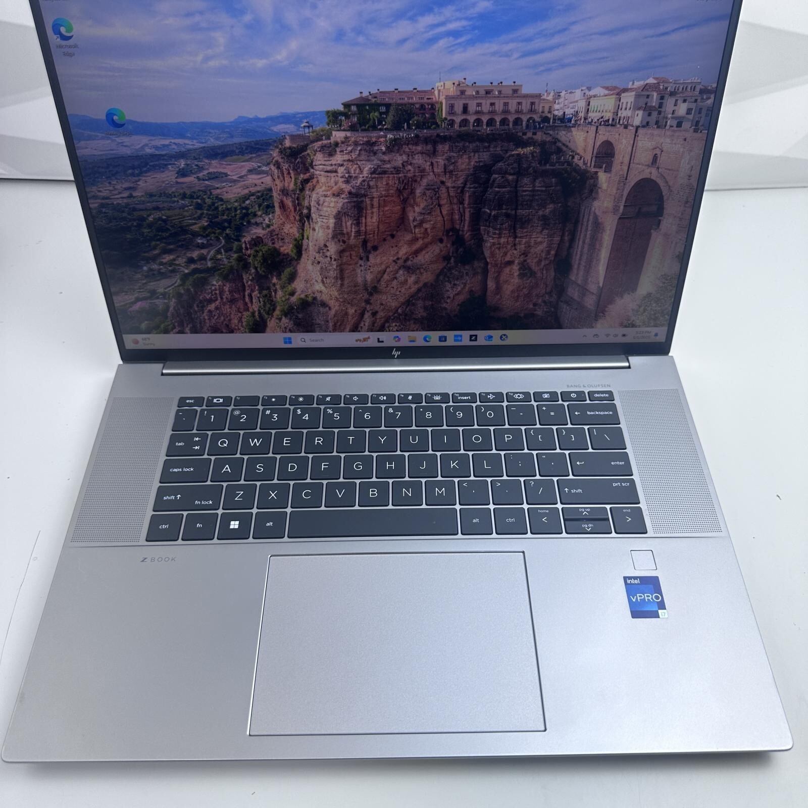HP ZBook Studio 16 inch G10 Mobile Workstation PC, i7-13800H, 32GB, 1TB SSD