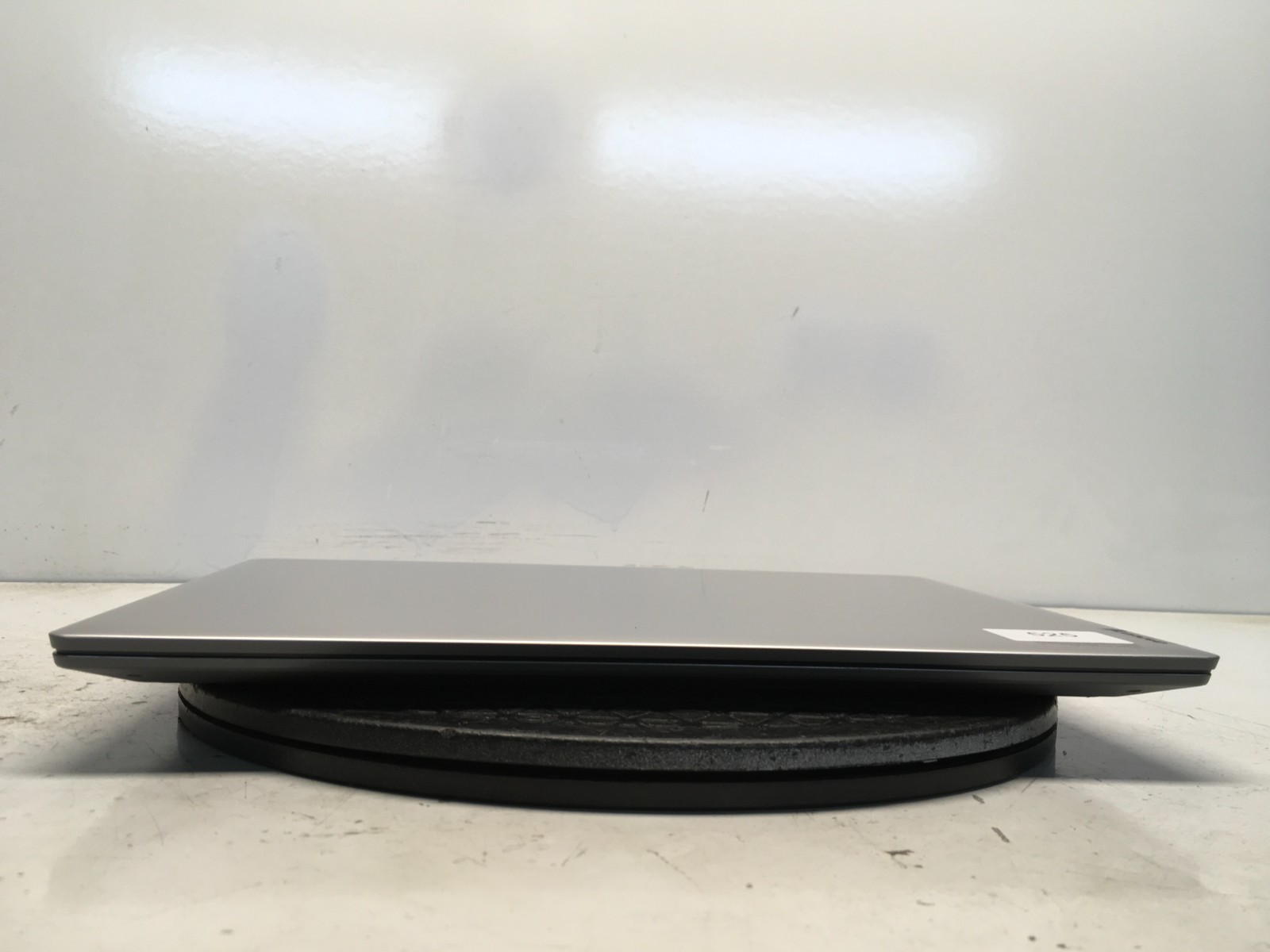 Lenovo IdeaPad Slim 1-14AST-05 AMD A6-9220E 1.6GHz 4 GB 64GB eMMC