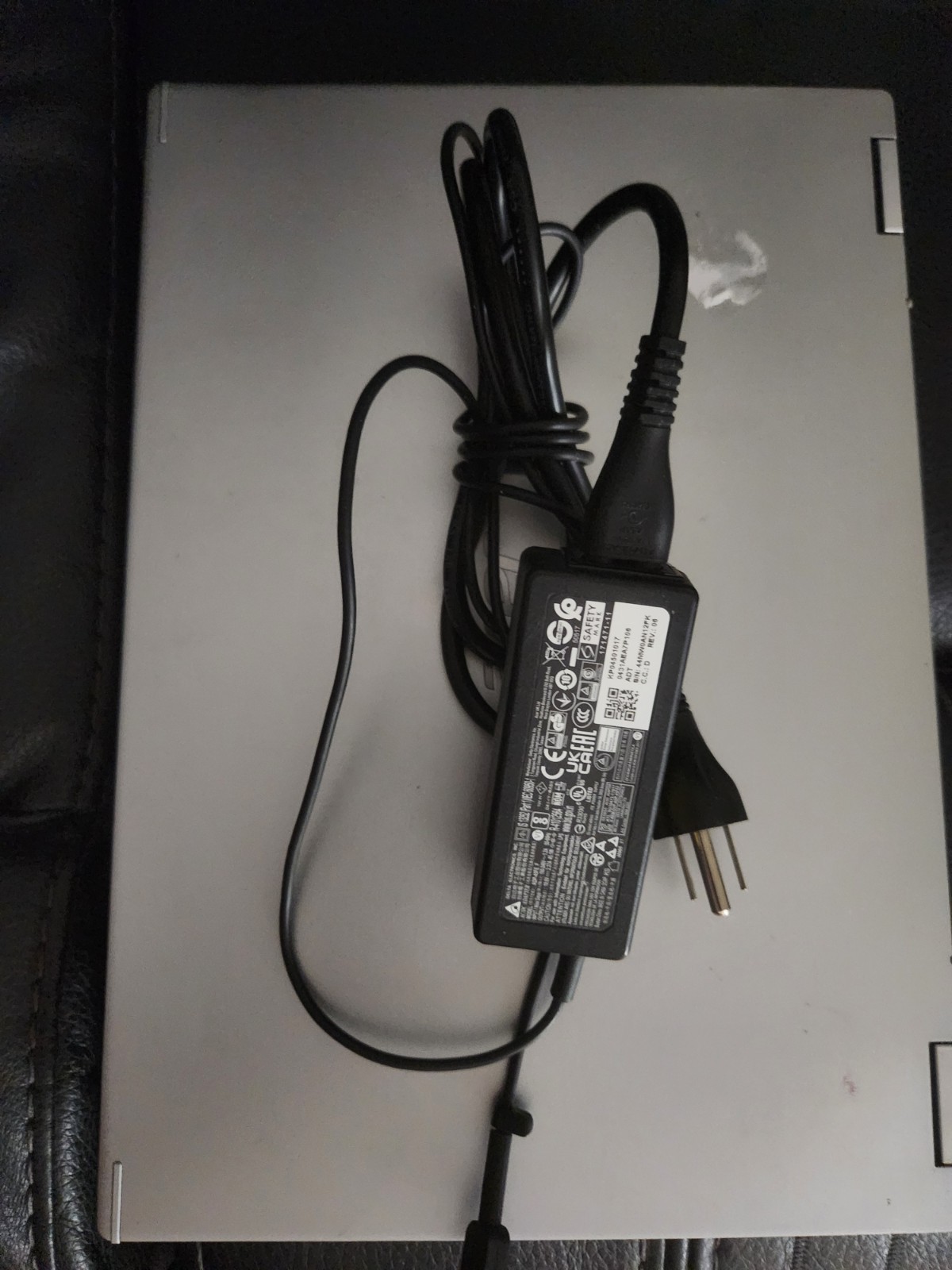 Acer Spin 3 SP314-21-R56W 14″ Laptop Ryzen 3 8GB Ram 128gb HD. Parts Or Repair