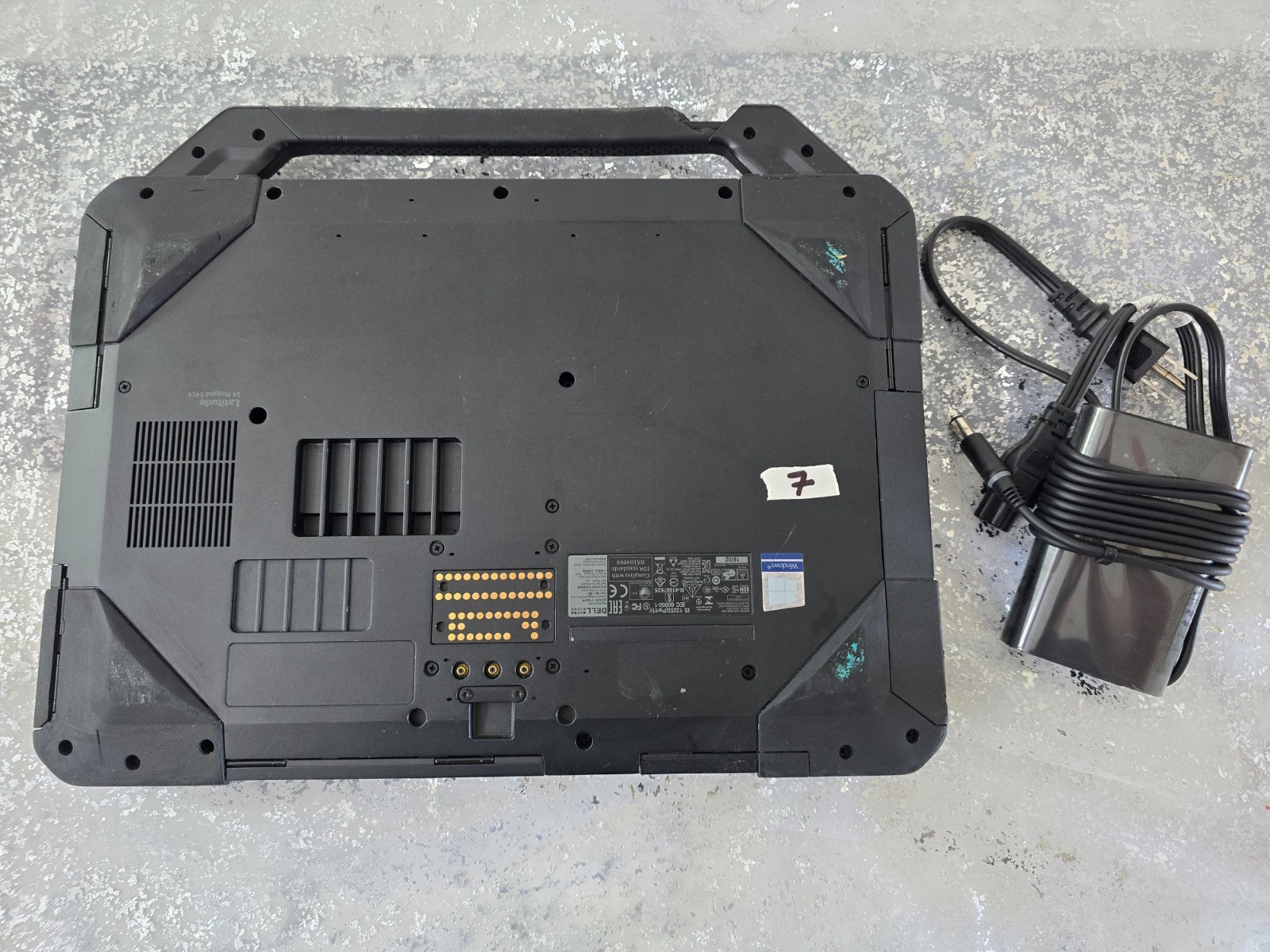 Dell Latitude 5414 Rugged 14″ i5-6300U 2.4GHz 8GB 256GB SSD Win 11 Pro