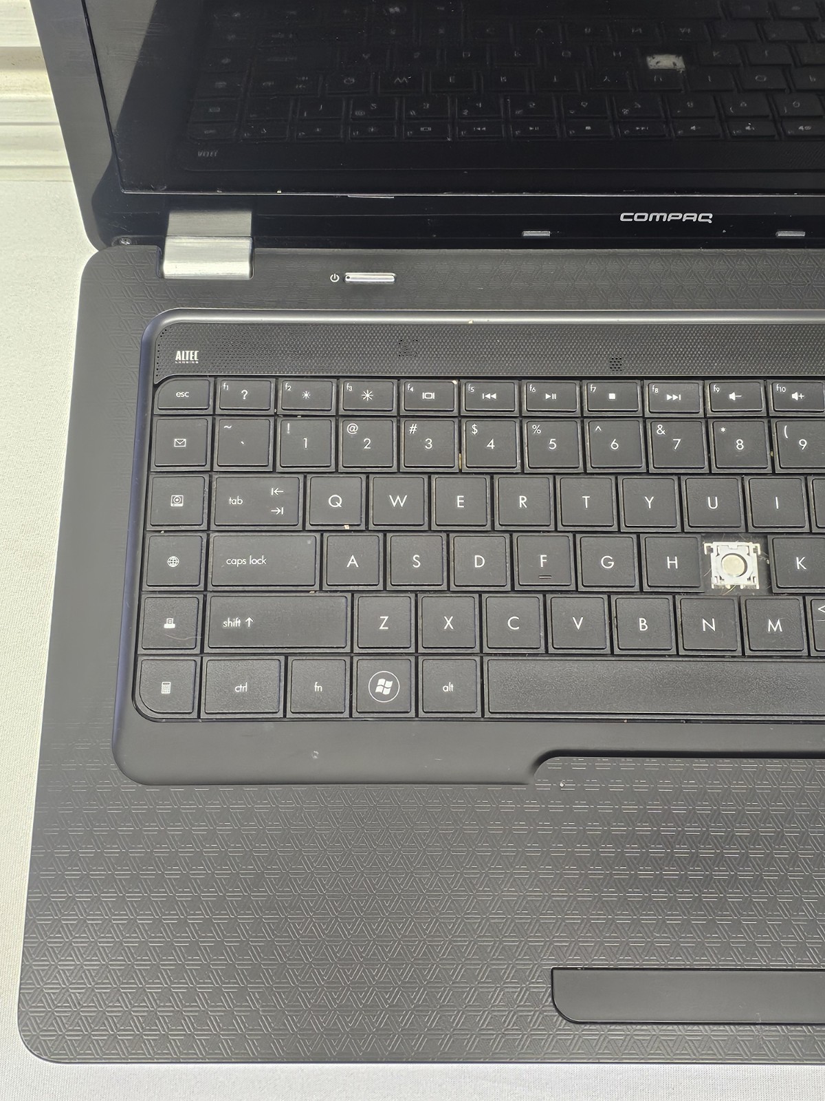 Compaq Presario CQ62 Laptop – AMD V120 – 8GB RAM – NO HDD/OS – Parts – READ