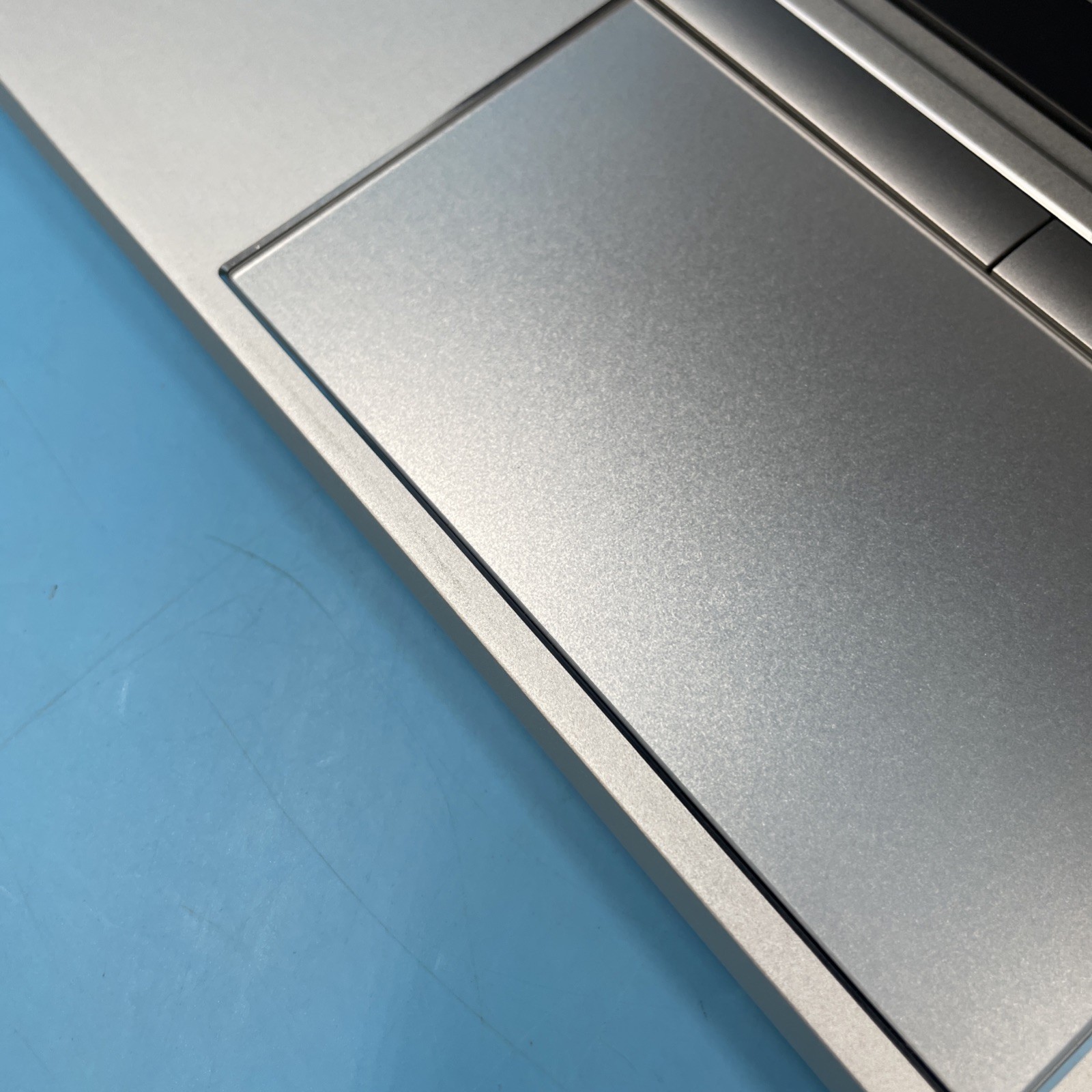 HP EliteBook 840 G8 | i5-1145G7 | 16GB RAM | 256GB SSD | WIN 11 PRO | 78% BATT