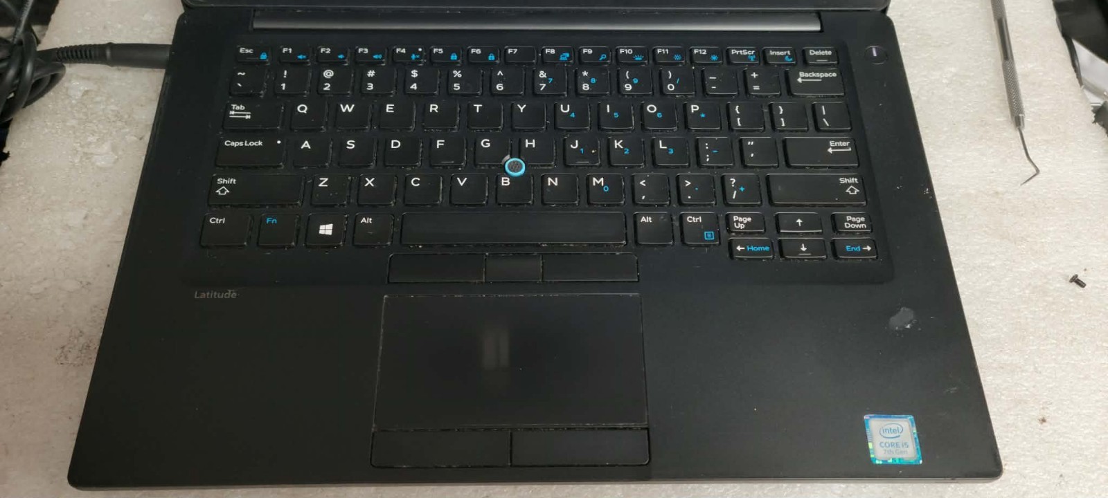 Dell Latitude 7480 i5-7300u 2.6GHz 4GB RAM No SSD/OS