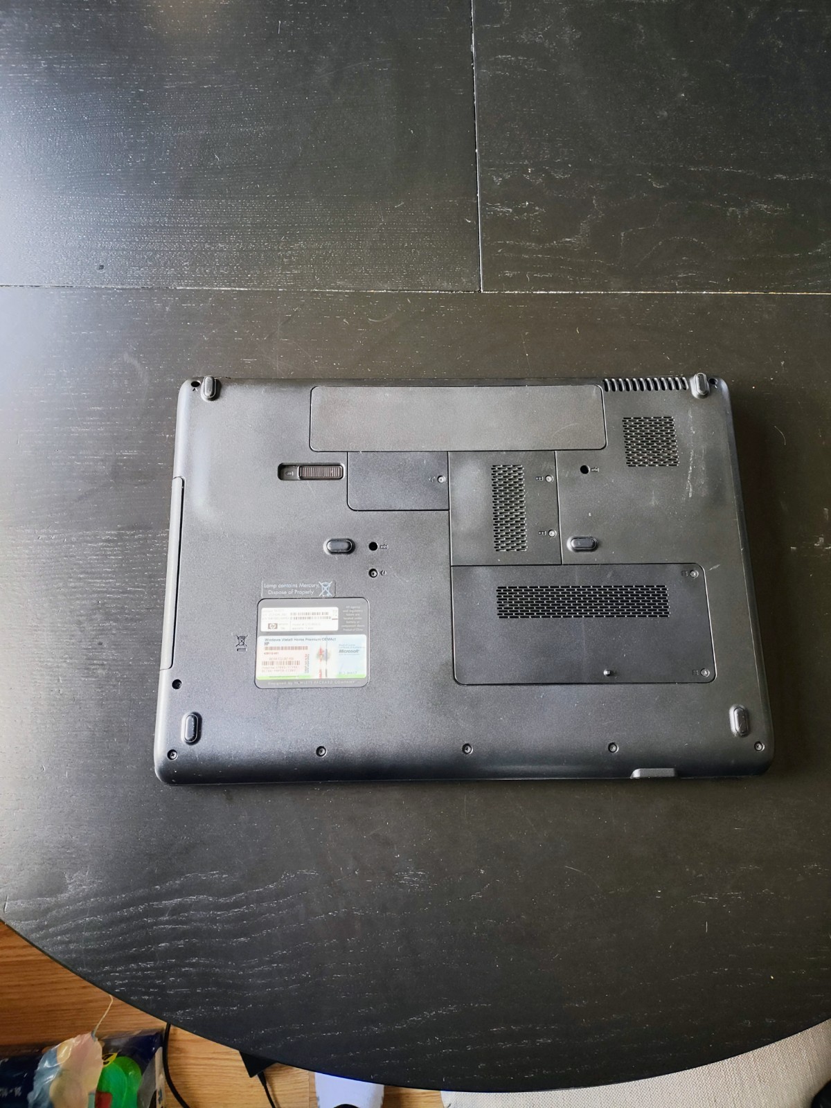 HP G70-460US; 4gb Ram, 320 Gb Hdd, Battery, And Charger + Windows 10