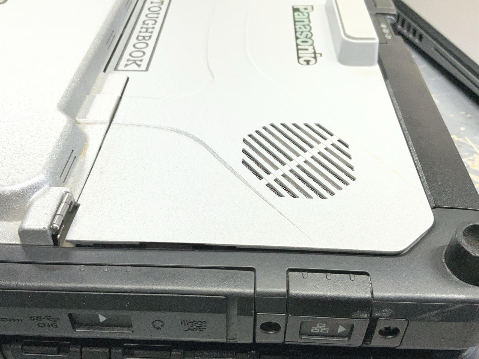 Toughbook Panasonic CF-33 I5-6300U 8GB RAM 256GB SSD Win11P W/CHARGER