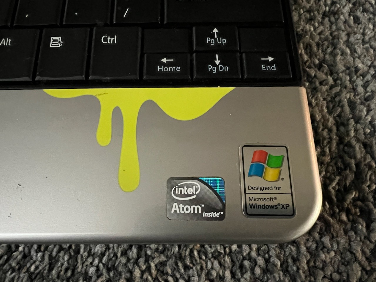 Rare 2009 Dell Inspiron Mini / Nickelodeon Slime Edition