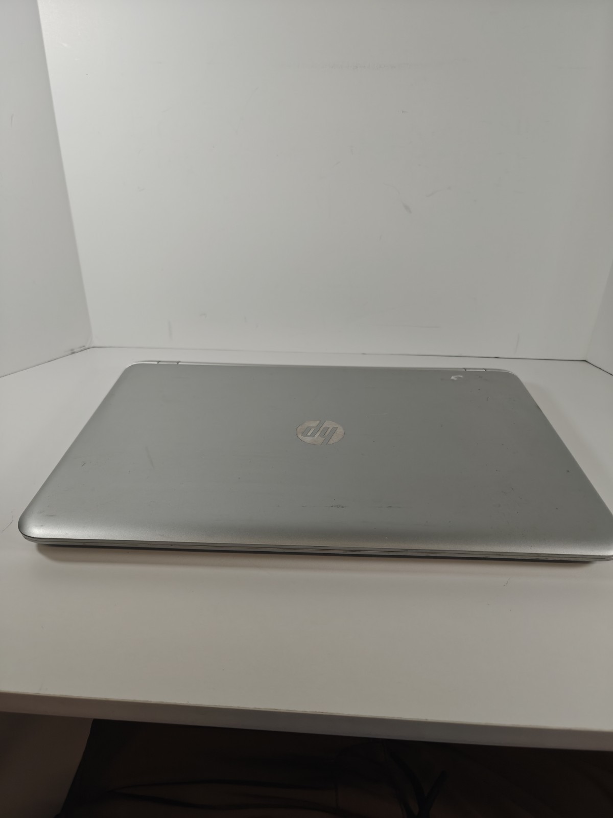 Hp 17-g161us Laptop For Parts Bad Screen/Won’t Boot See Pics