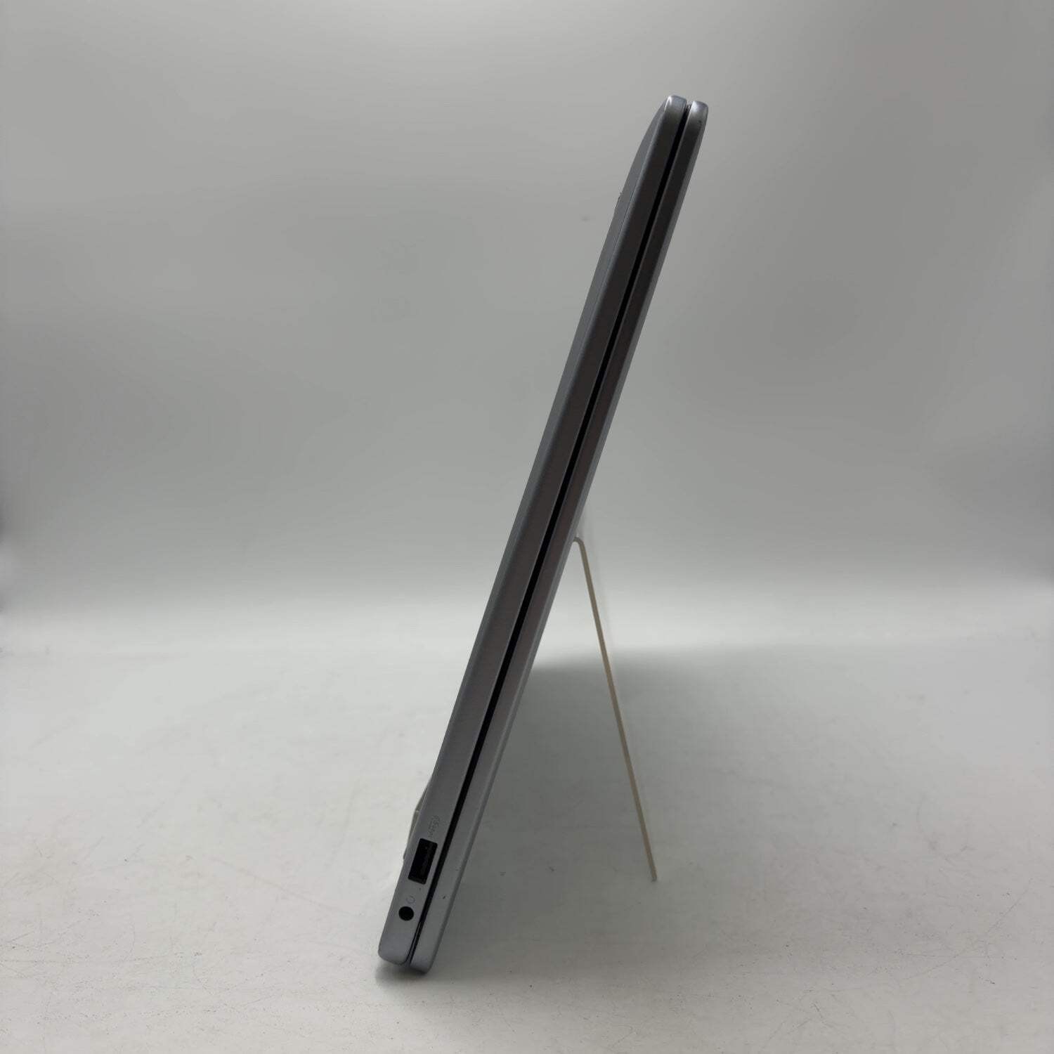 Dell 16 Plus DB06250 16″ Core Ultra 5 226V 2.1GHz 16GB RAM 512GB SSD