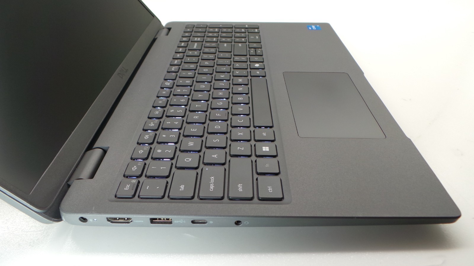 Dell Latitude 3550 15.6″ | i5-1335U 1.30GHz | 16GB DDR5 512GB NVMe | WIN 11 PRO