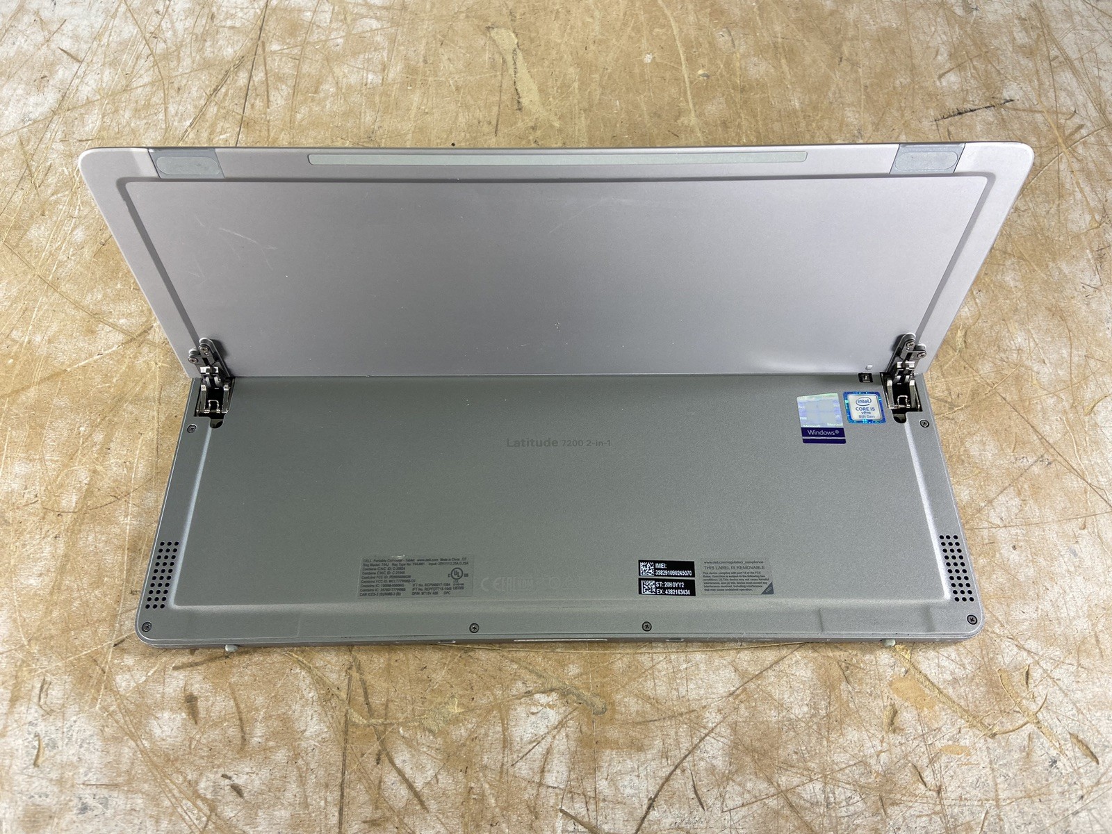 DELL LATITUDE 7200 2-IN-1 i5-8365U @ 1.60GHz, 8GB RAM, NO HDD/OS – (FOR PARTS)