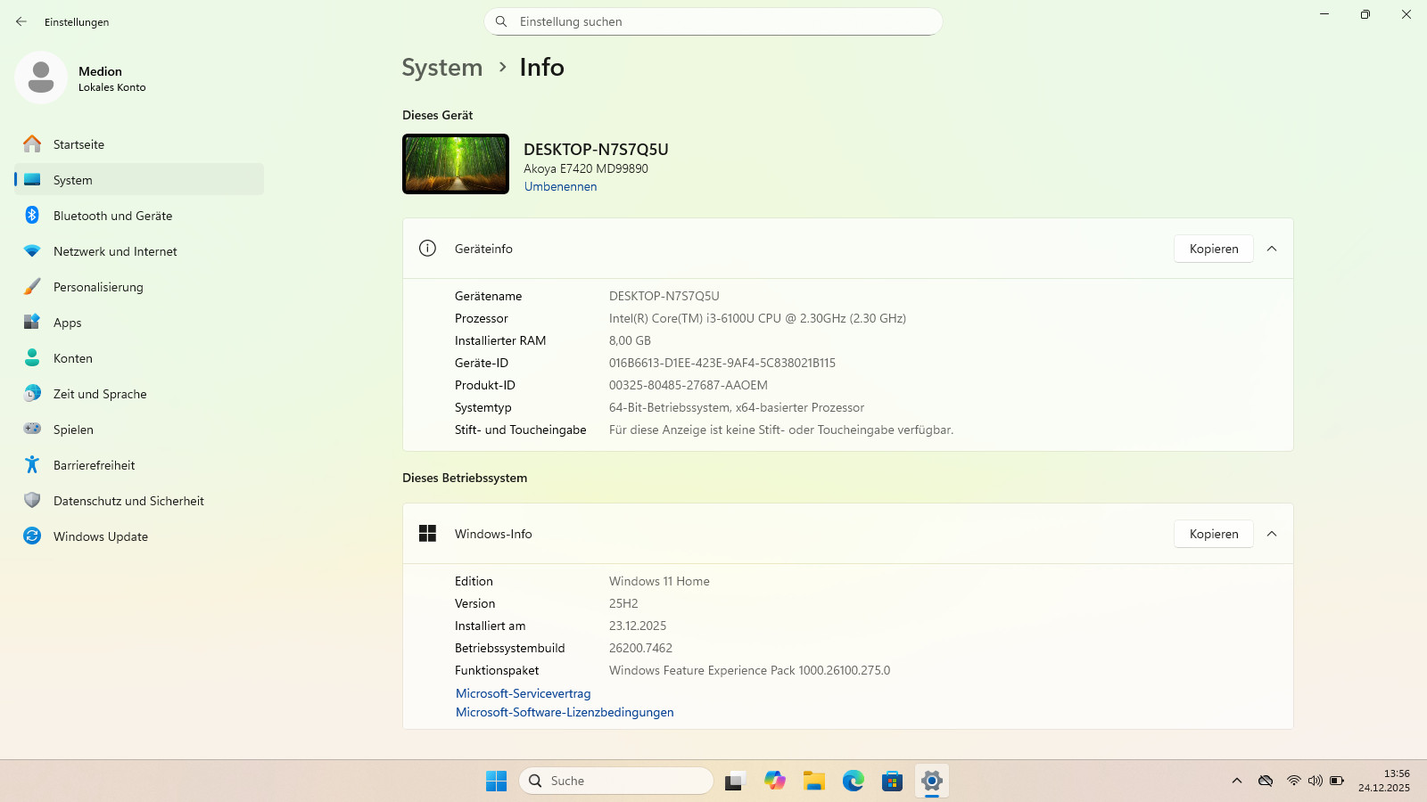 Medion Akoya E7420, 17.3″, i3, 8GB RAM, WIN 11, Microsoft Office 2007 SSD + HDD