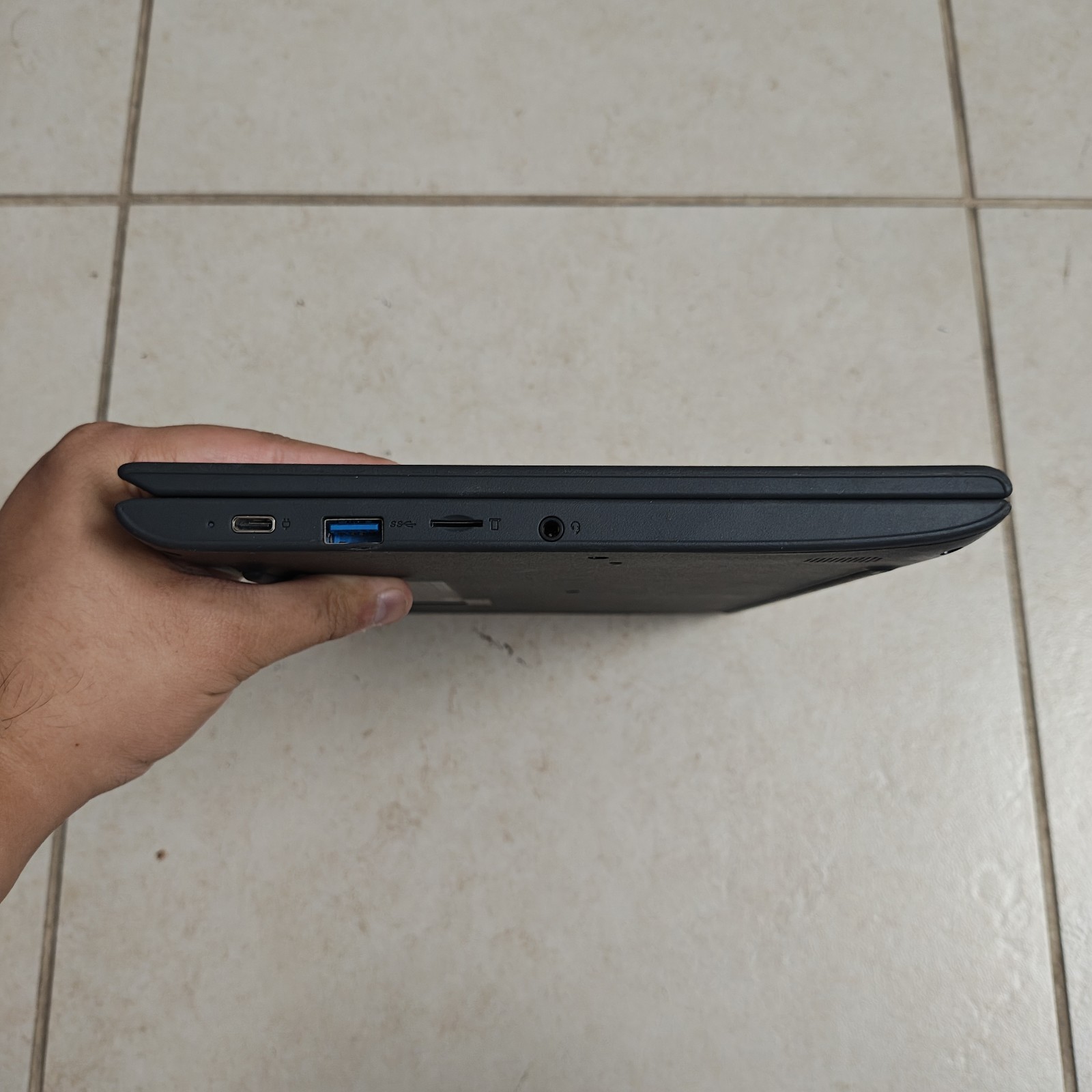 Lenovo 100e Chromebook 11.6″ Laptop – 32GB eMMC/4GB RAM – Celeron N3350 #3736
