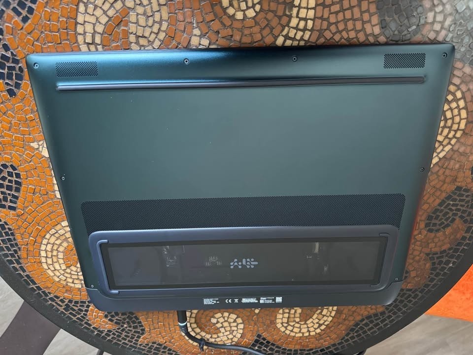 Alienware RTX 5070 Ti Ultra 9 32GB 2TB 18″ 300Hz Light Use Excellent Condition