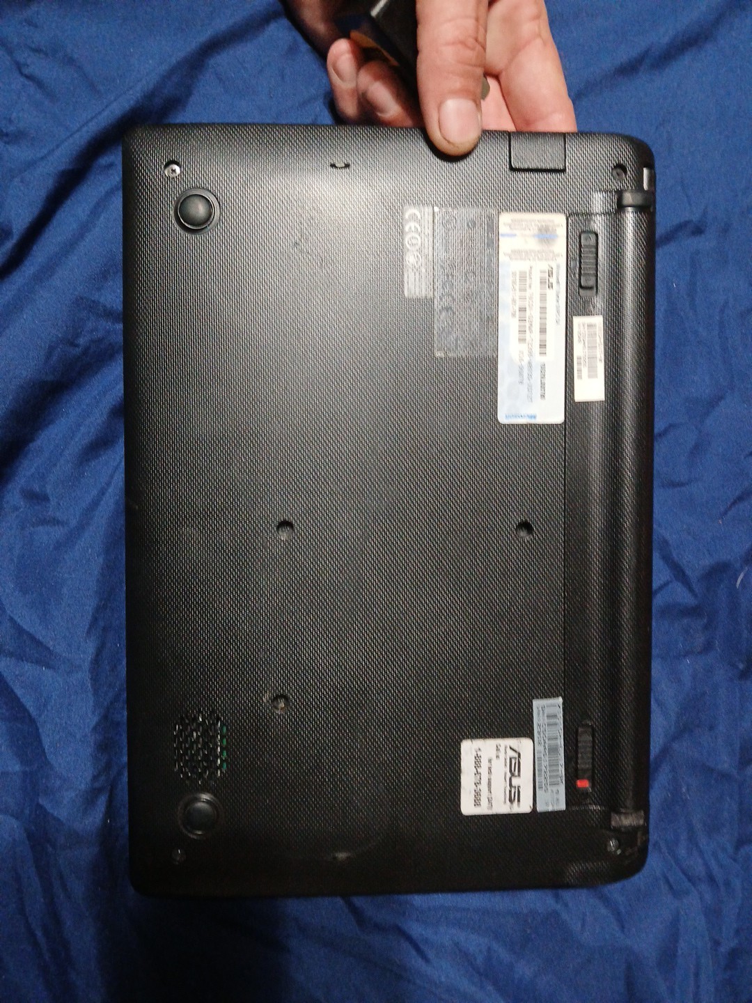 ASUS Eee Pc X101CH 10.1” Netbook Computer Untested For Parts Or Repair