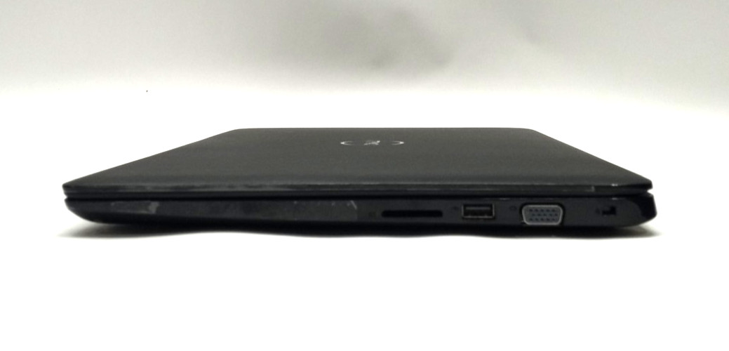 Dell Latitude 3500 15.6″FHD i5-8265U@1.60GHz 8GB RAM 256GB NVMe WIN11Pro WH781*!