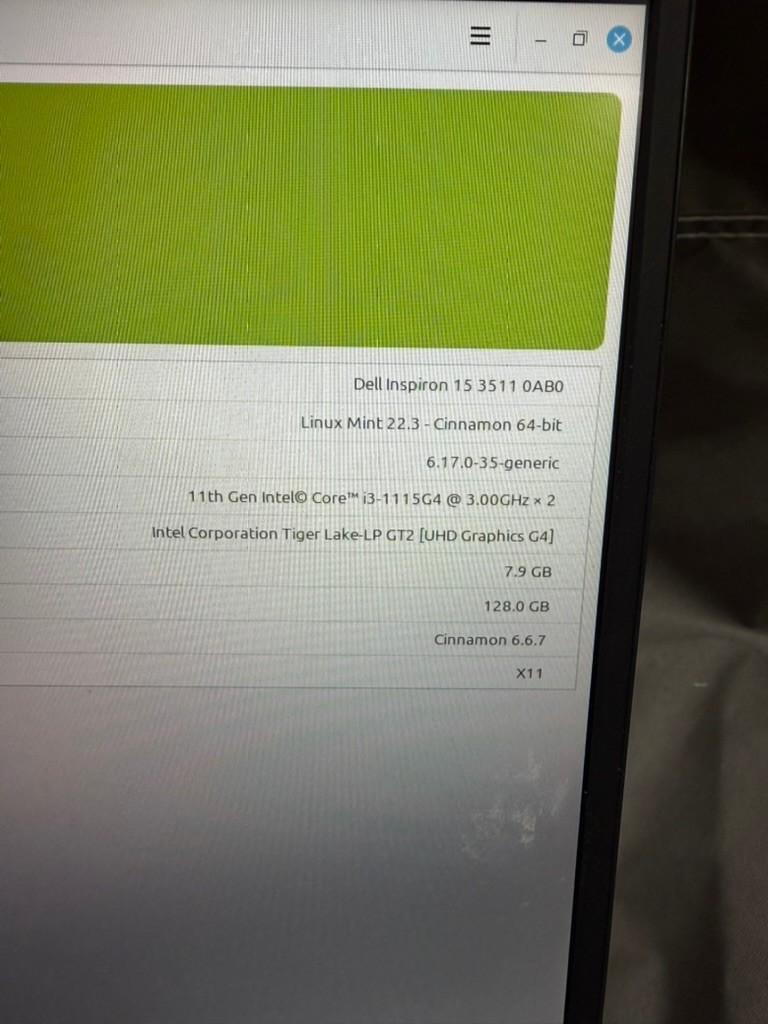 Dell Inspiron 3511 15″ Intel i3-1115 @ 3 ghz 8gb RAM 128 HDD
