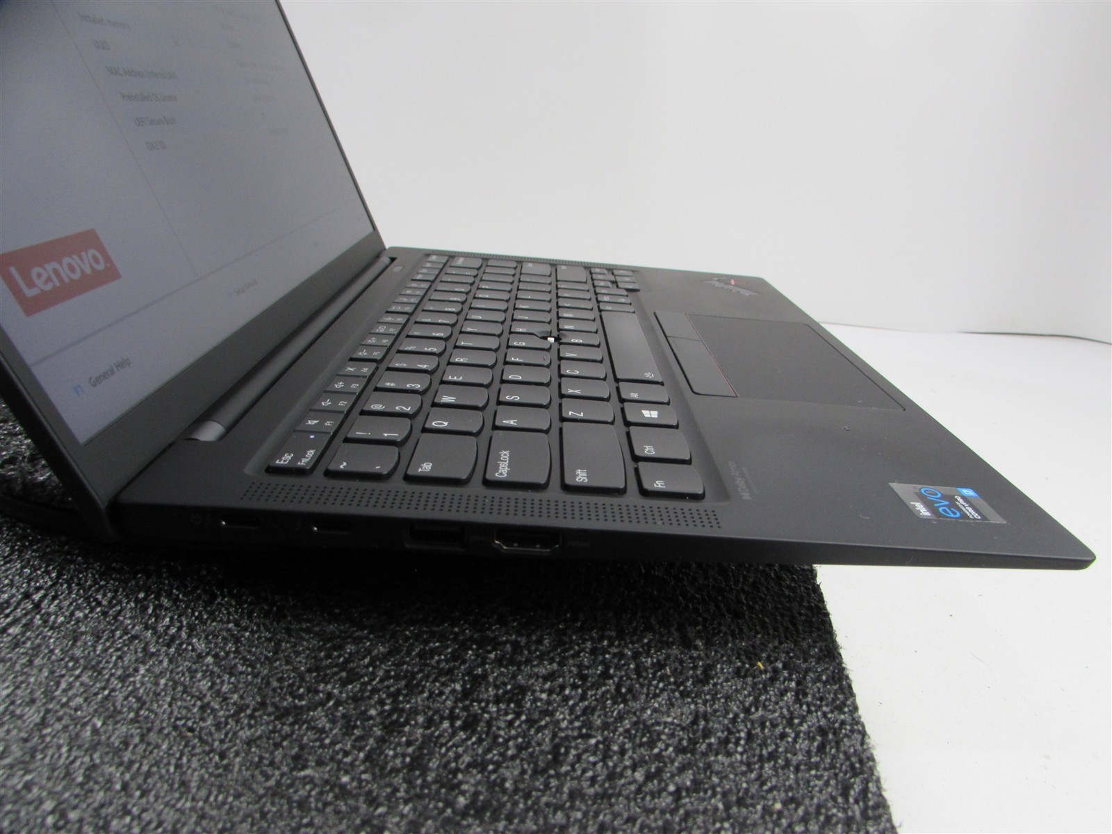 LENOVO THINKPAD X1 CARBON (9TH GEN) CORE I7-1185G7 NO SSD 16GB RAM NO O.S