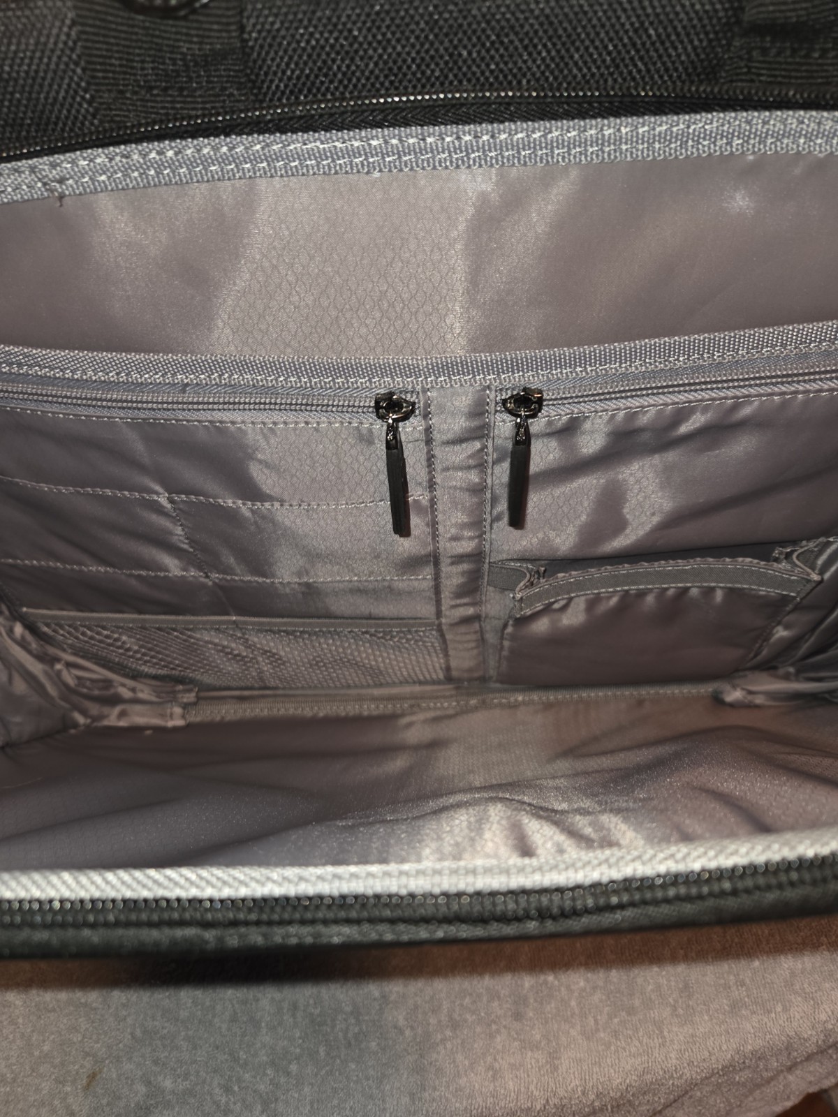 DELL INSPIRON 17R 5721 Metallic PURPLE W/ Charger And Zero HalliburtonLaptop Bag