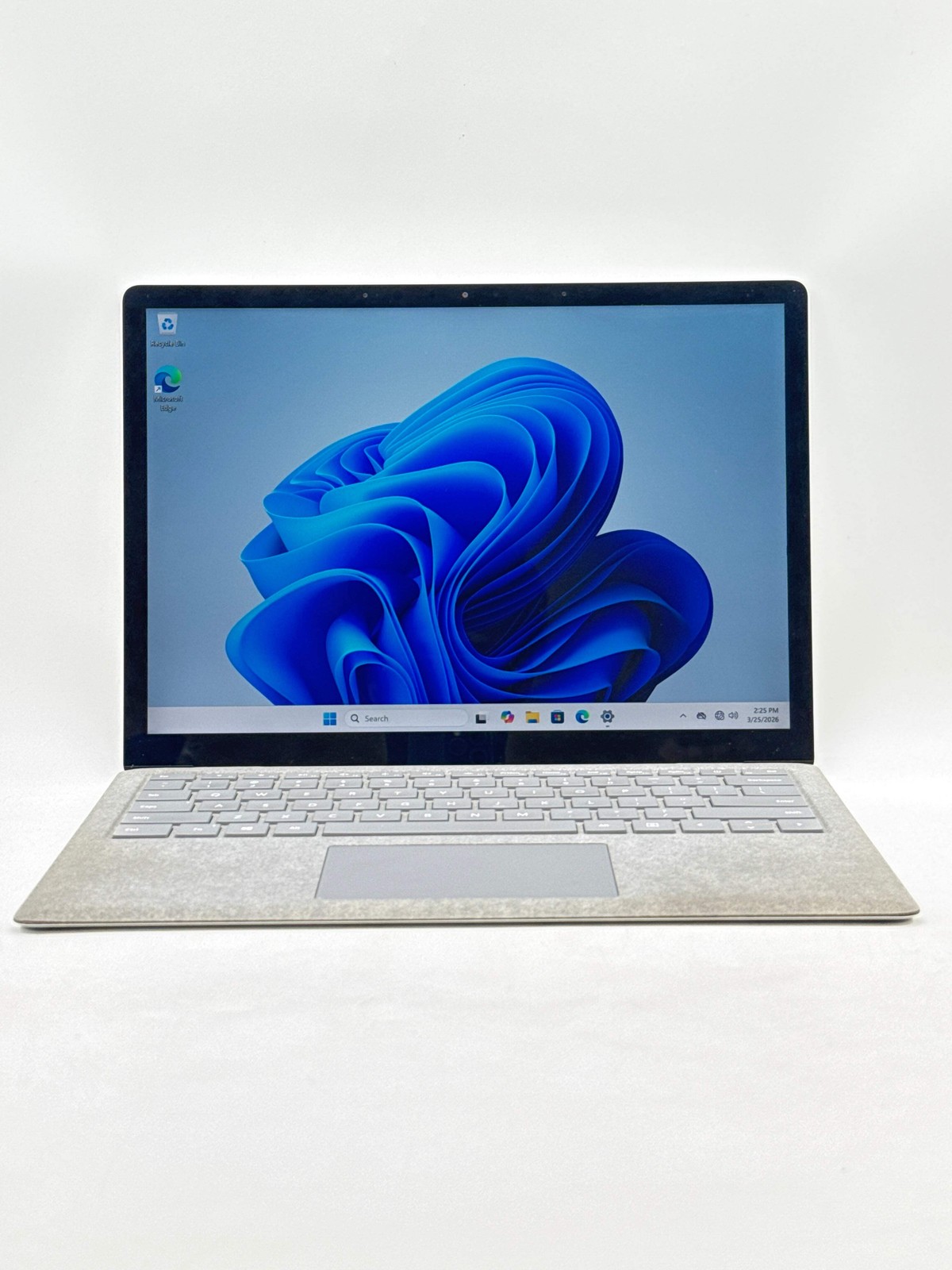Microsoft Surface 1782 13.5″ Core m3-7Y30 1.61GHz 4GB RAM 128GB SSD Read!