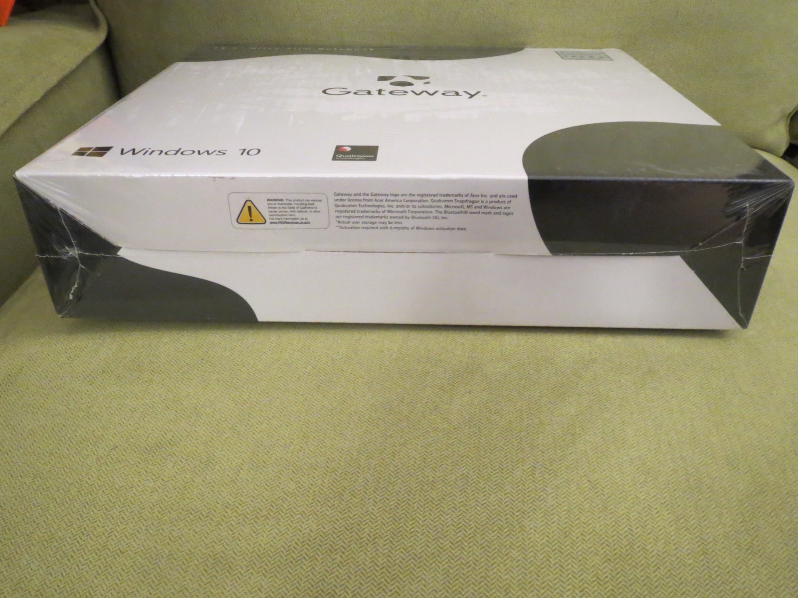 Gateway (Cow Theme) 13.3 inch Ultra Slim Notebook GWTN133-1BK, EMPTY BOX ONLY