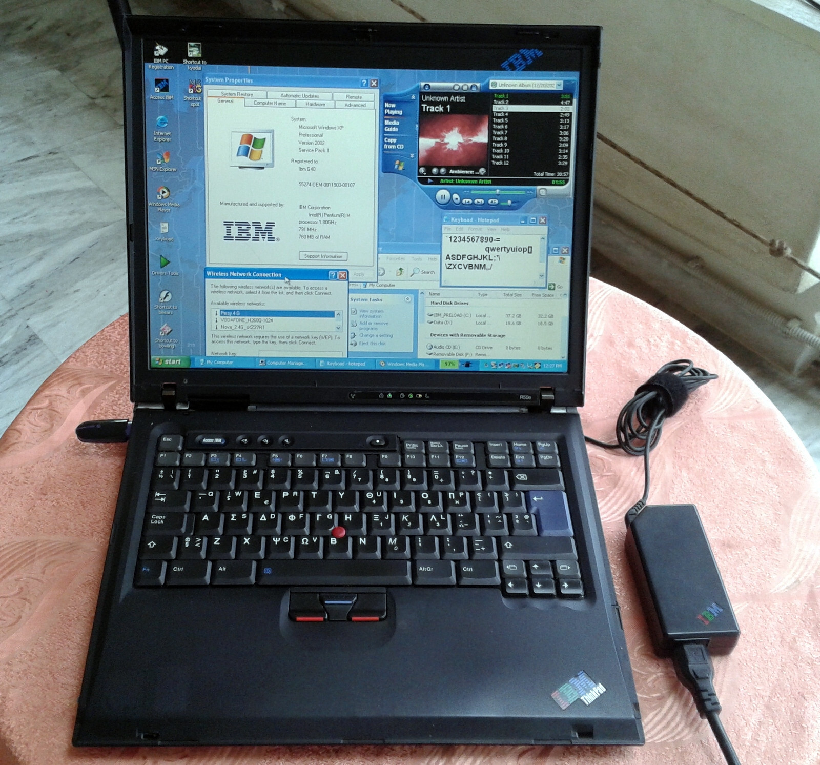 IBM ThinkPad R50e Pentium 1.8GHz 768MB 60GB Parallel [no t t60 r61 t42 r] Win-xp