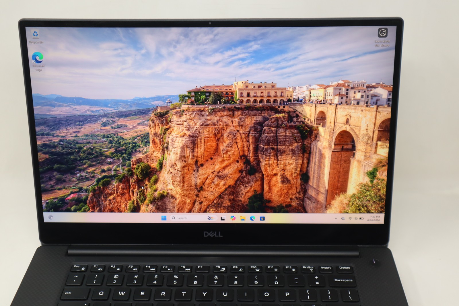 Dell Precision 5540 Laptop Intel Core i9 9th Gen 32GB RAM 1TB NVMe Win 11 Pro