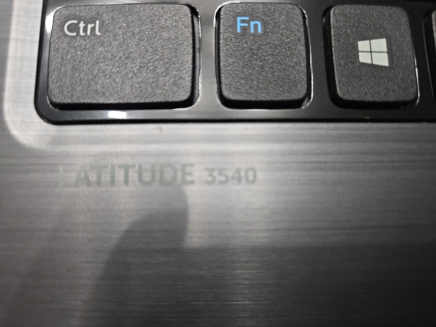 Dell Latitude 3540 15.6″ With Charger 4GB