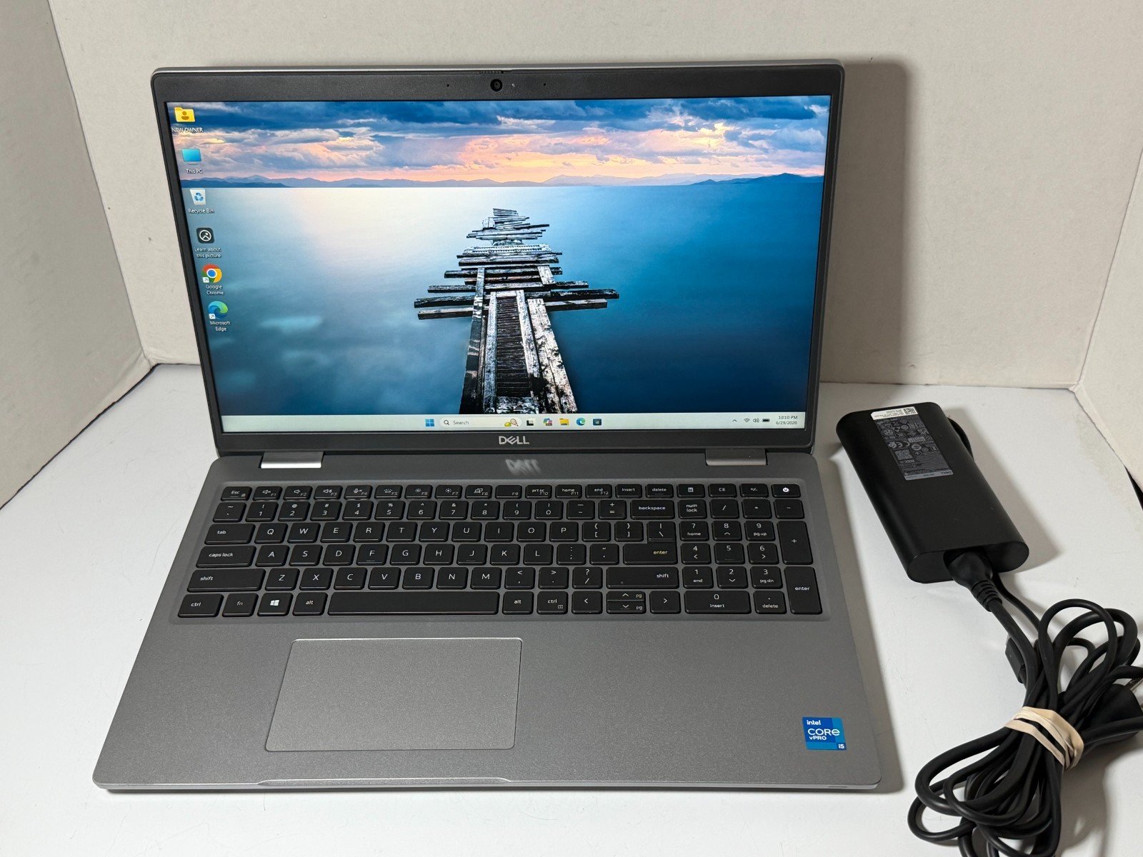 Dell Latitude 5520 Laptop 15.6″ FHD i5-1145G7 8GB RAM 256GB NVMe – W11 Pro