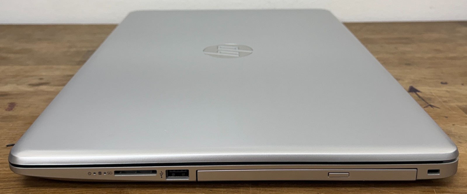 HP Laptop 17-by3065st 1.19 GHz Intel Core i5-1035G1 8GB Ram 120GB SSD Windows 10