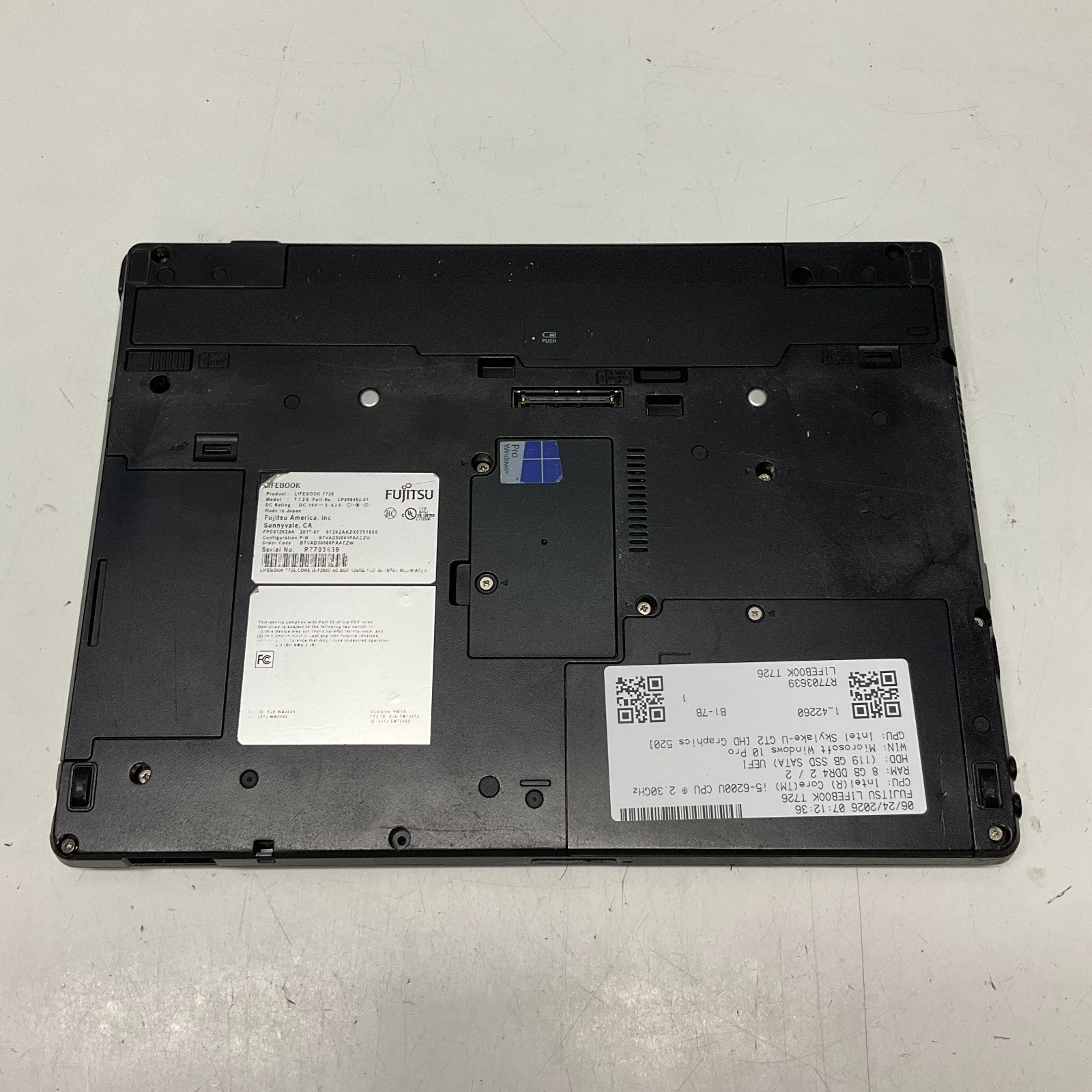 Fujitsu Lifebook T726 2-in-1 12.5″ Intel Core i5-6200U 2.3GHz 8GB RAM 128GB READ