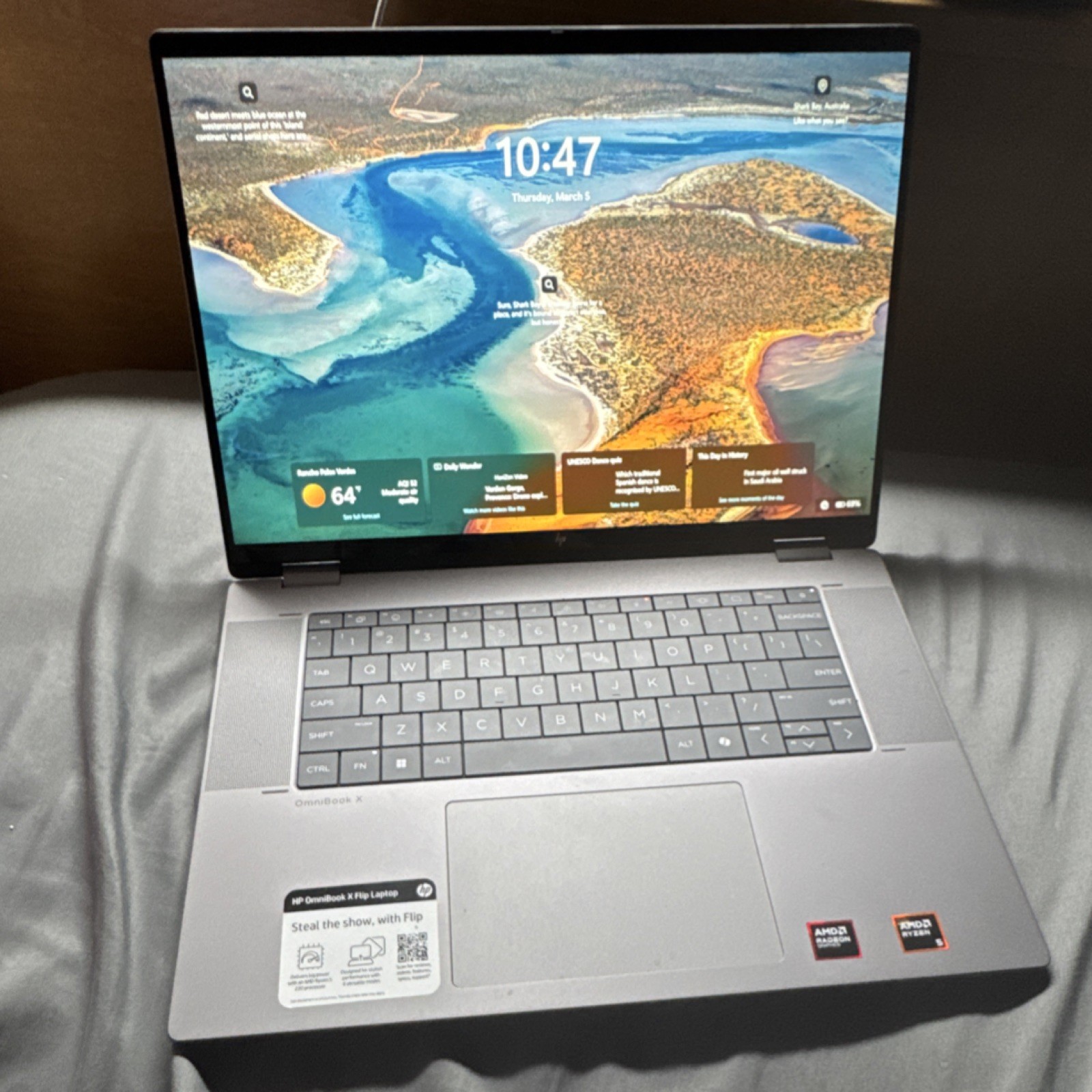 HP OmniBook X Flip Ryzen 7 14″ Silver Touchscreen Convertible Laptop Windows 11
