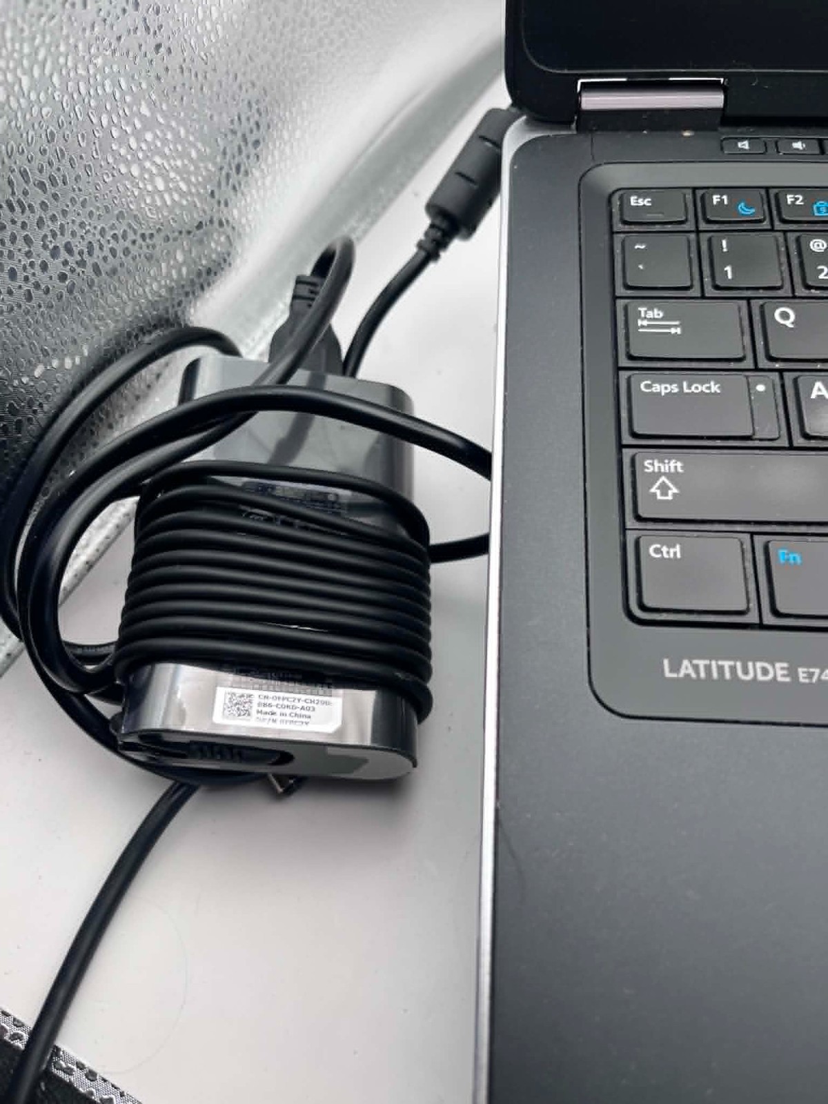 Dell Latitude | Linux Mint | i5-4300U| 8GB| 500GB | Backlit Keys | 1 YR WARRANTY