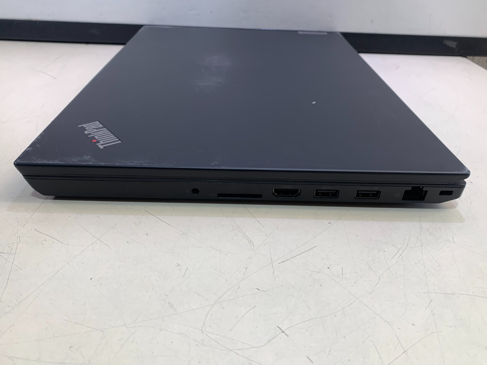 LENOVO THINKPAD P15V GEN 3 15.6″ CORE i7-12700H 2.3GHz – NO RAM SDD AC – AS IS