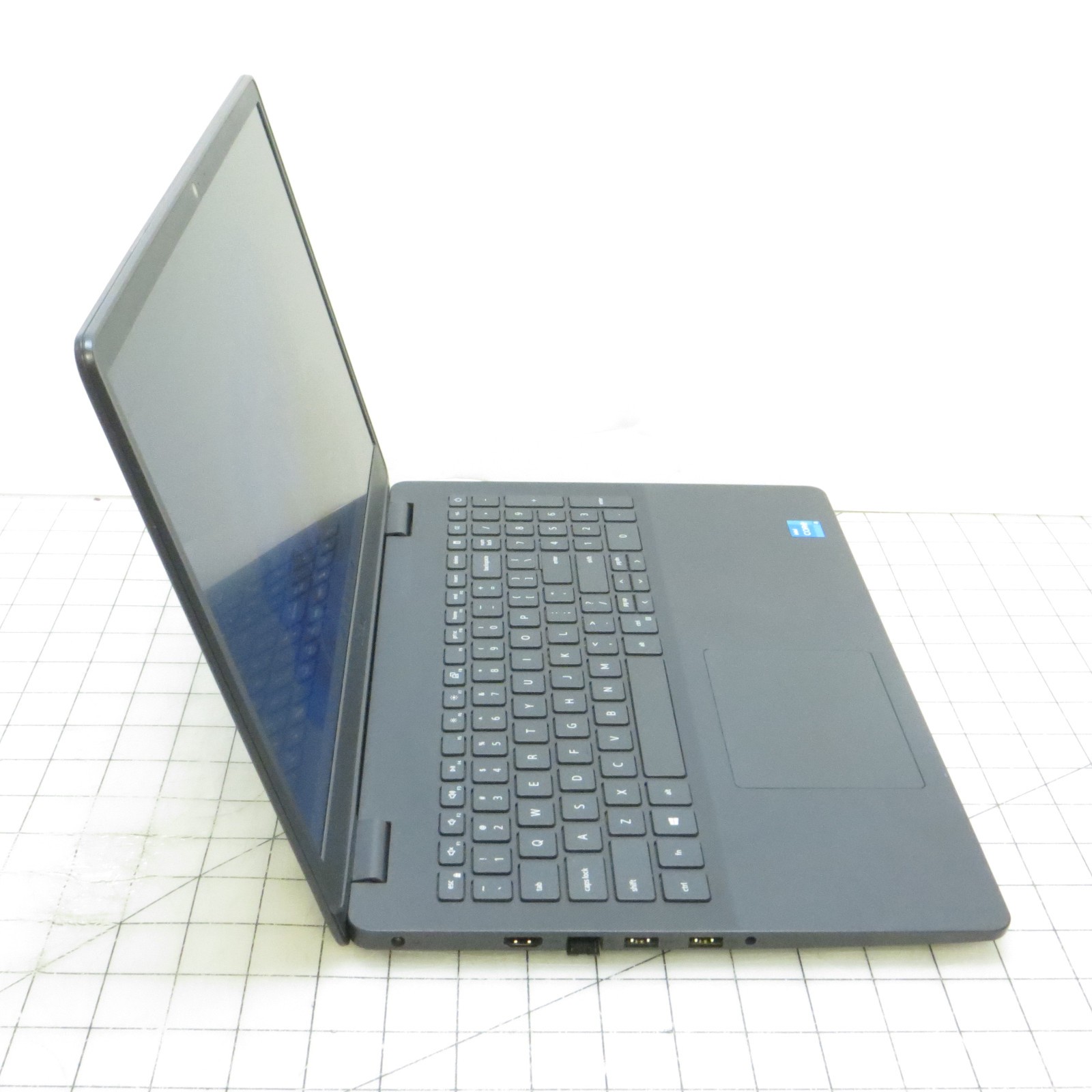 Dell Vostro 3500 Intel i3 11th Gen 8GB RAM 256GB SSD 15.6″ Win 11 Pro Laptop PC