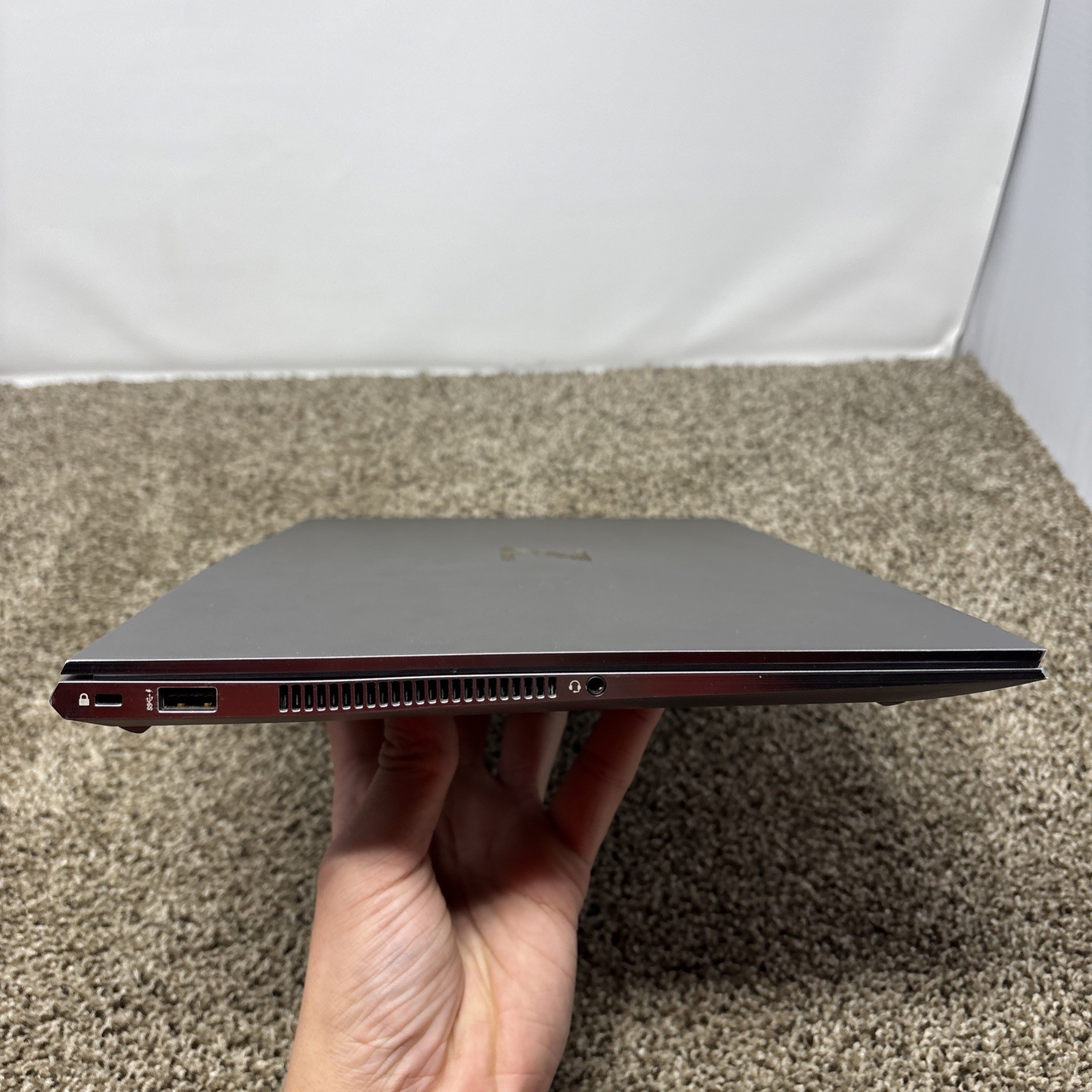 HP ZBook Studio G8 Intel i7 11800H 2.30GHz 32GB RAM 512GB SSD 15.6″ FHD TESTED
