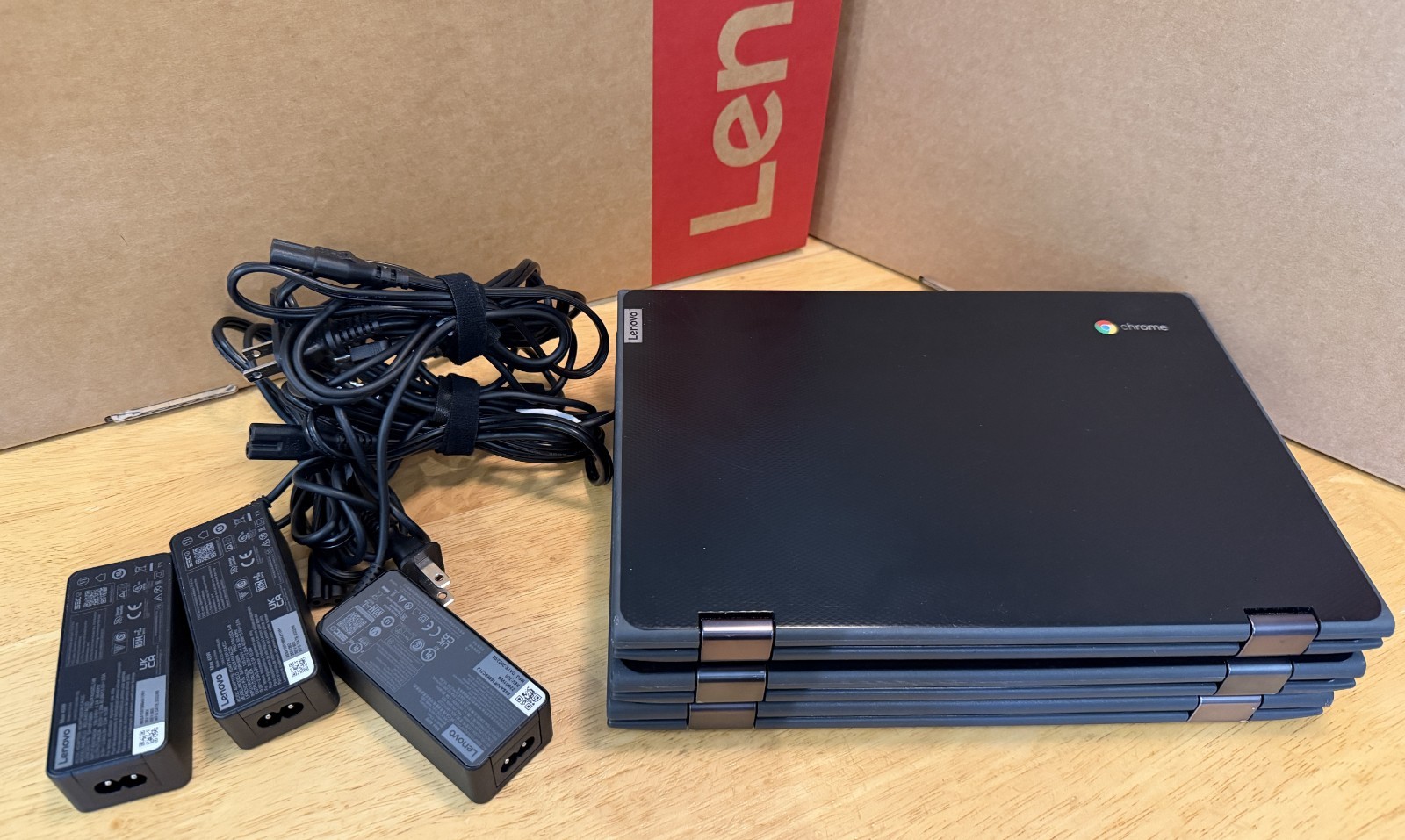 Lenovo 500e 2nd Gen 11.6″ 2-in-1 Chromebook Celeron N4120 8GB RAM 64GB eMMC