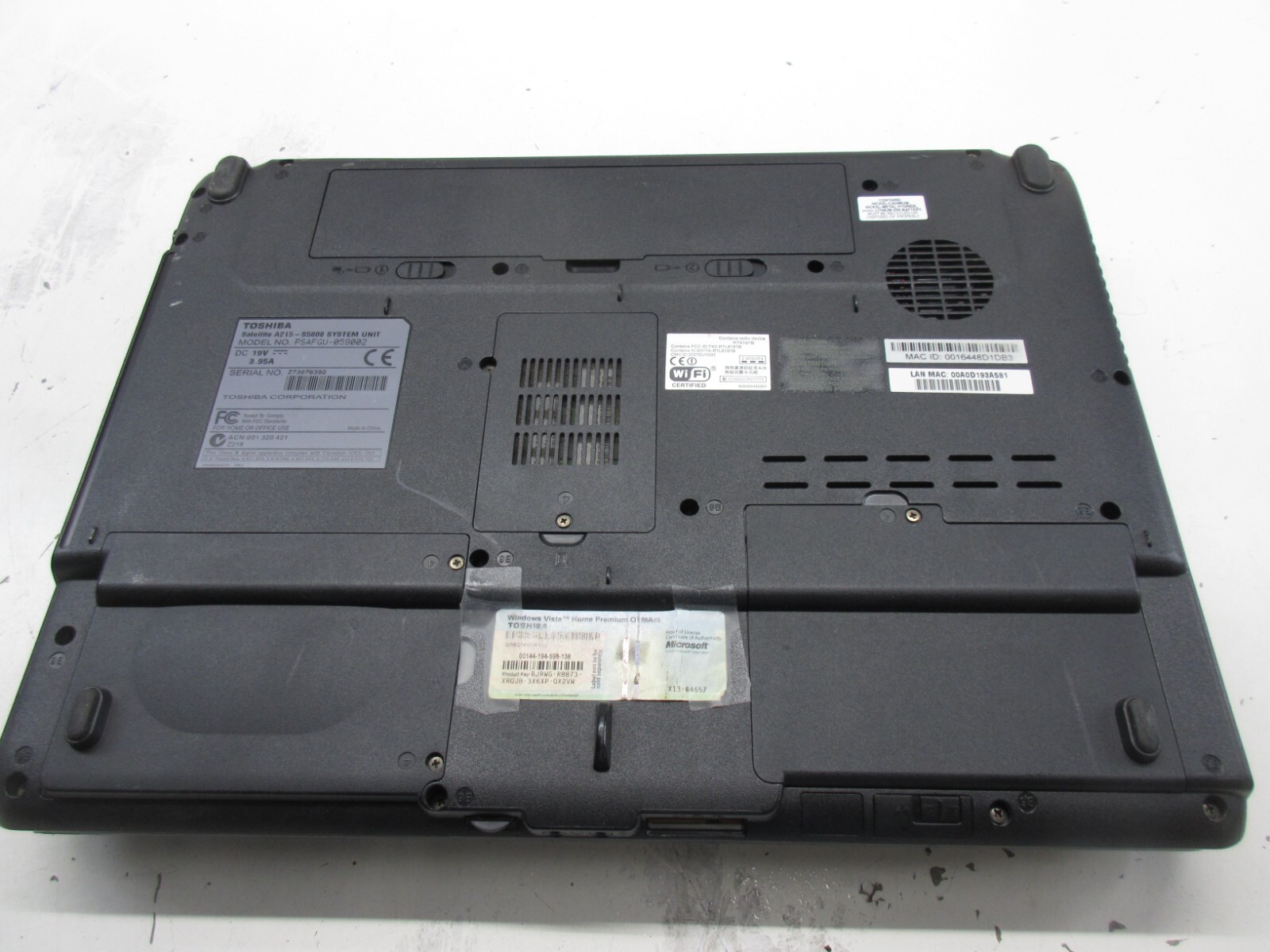 Toshiba Satellite A215-S5808 AMD 64 Athlon X2 2GB NO HDD No Batt