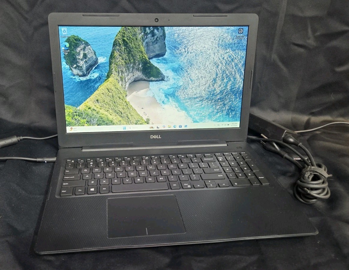 Dell Inspiron 3585 15.5″AMD Ryzen 3 2200U 8GB 256gb SSD win11pro wifi