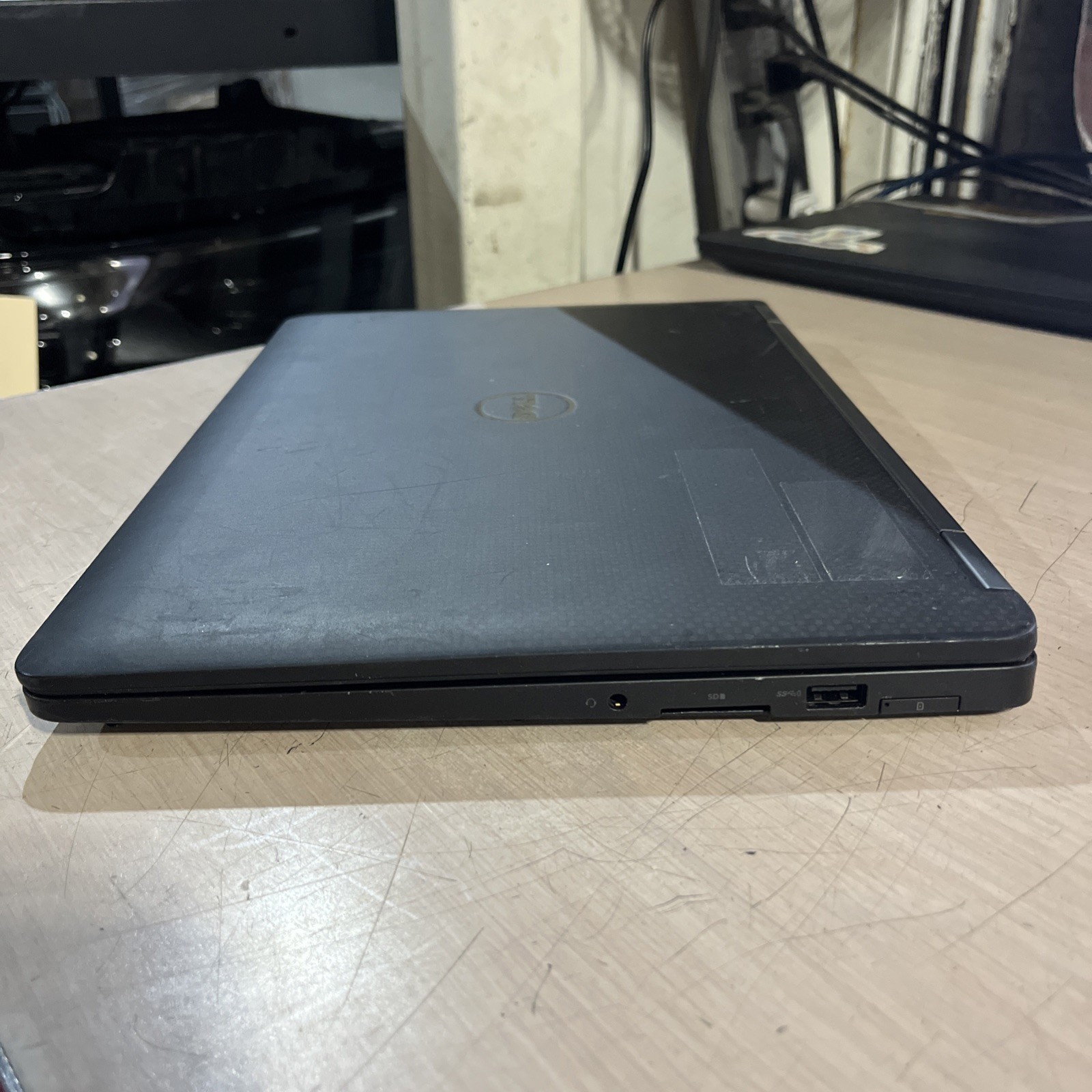 DELL LATITUDE E7470 INTEL CORE I5-6300U 2.40GHZ 8GB RAM NO HD