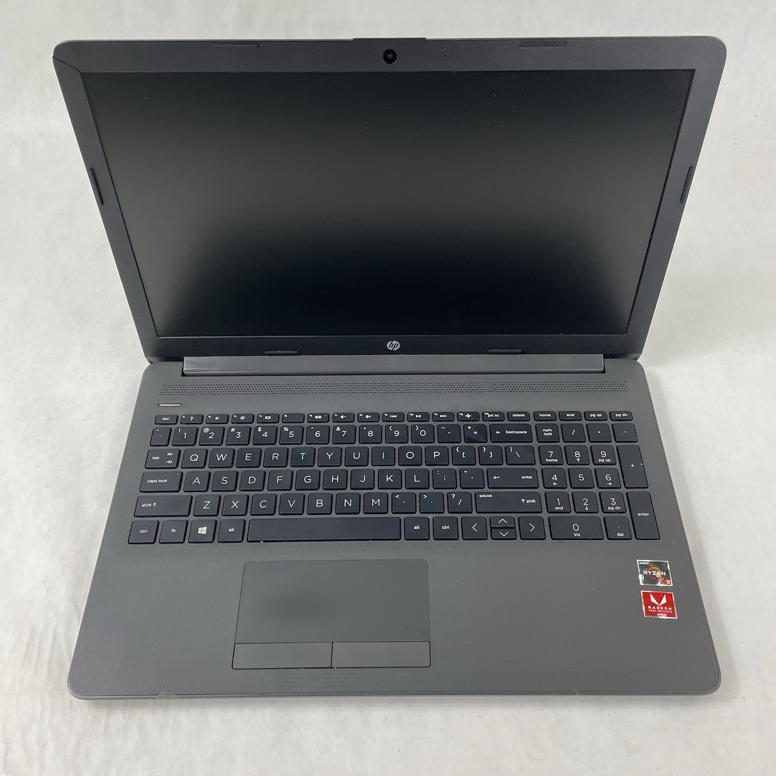 HP 255 G7 15.6″ Ryzen 3 2200U 2.50 GHz 8 GB RAM No SSD/OS/AC – READ