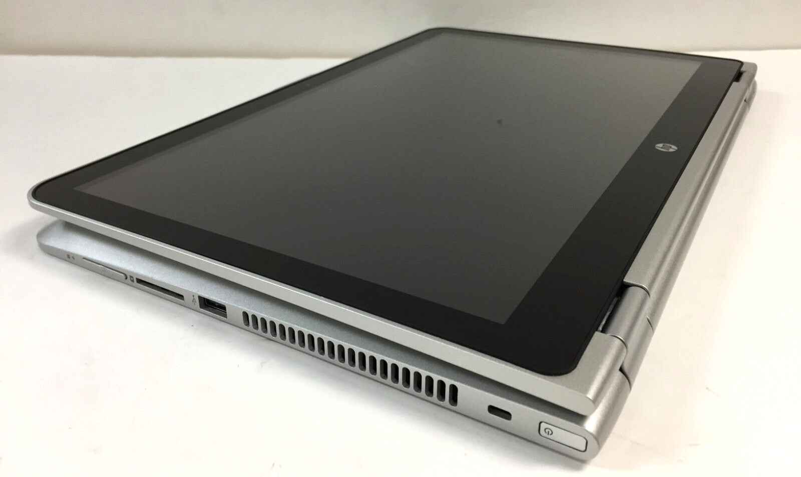 *Faulty* HP Pavilion x360 15-bk193ms 15.6″ Touch Laptop/i5-7200U/8GB/1TB HDD/W10