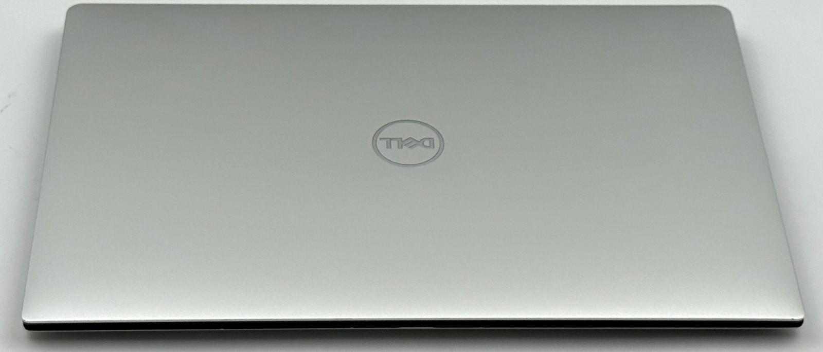 Dell XPS 13 7390 – 13.3″ UHD Touch – Intel Core i7-10510U – 16GB RAM – 512GB SSD