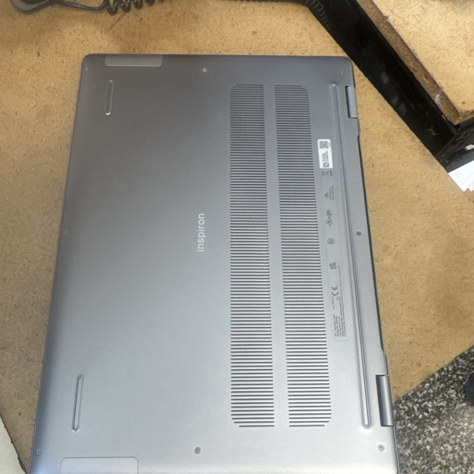 dell inspiron 16 7640 2in1 I7 Ultra 16GB 512GB NVMe Windows11 Great Condition
